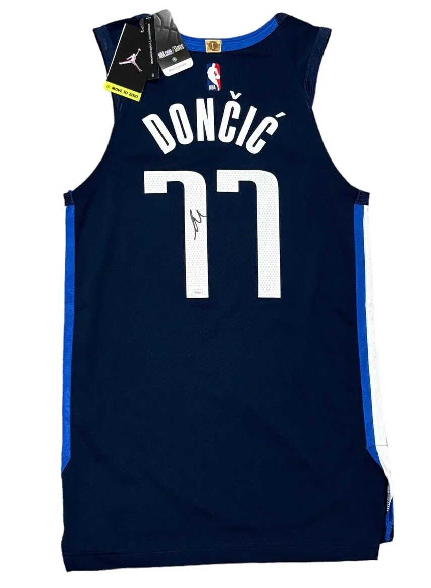 Luka Doncic Signed Authentic #77 On Court VaporKnit Jersey JSA LOA AUTO MAVS Luka Doncic Signed Authentic #77 On Court VaporKnit Jersey JSA LOA AUTO MAVS