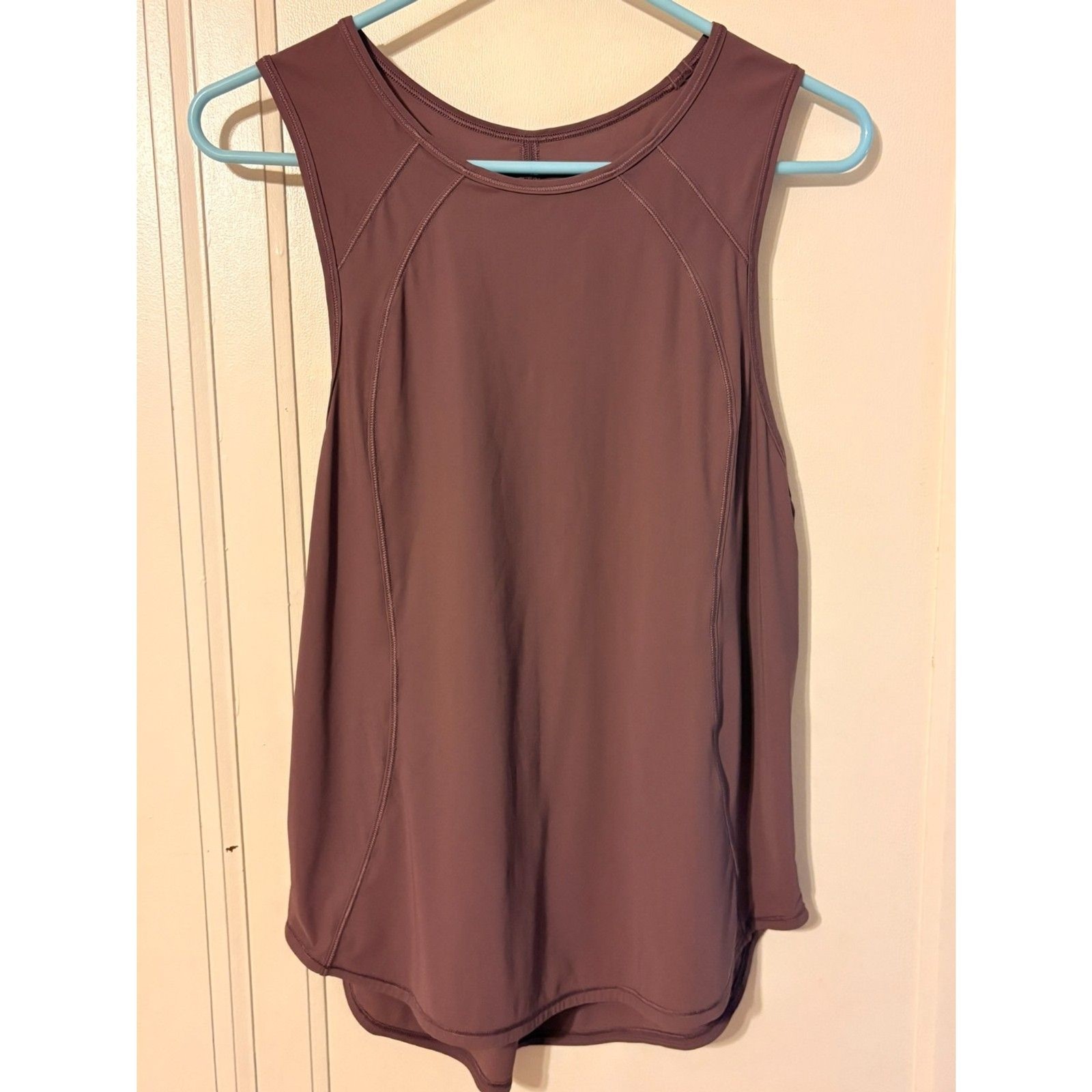 Sporty, athletic Lululemon plum purple workout tank with keyhole back