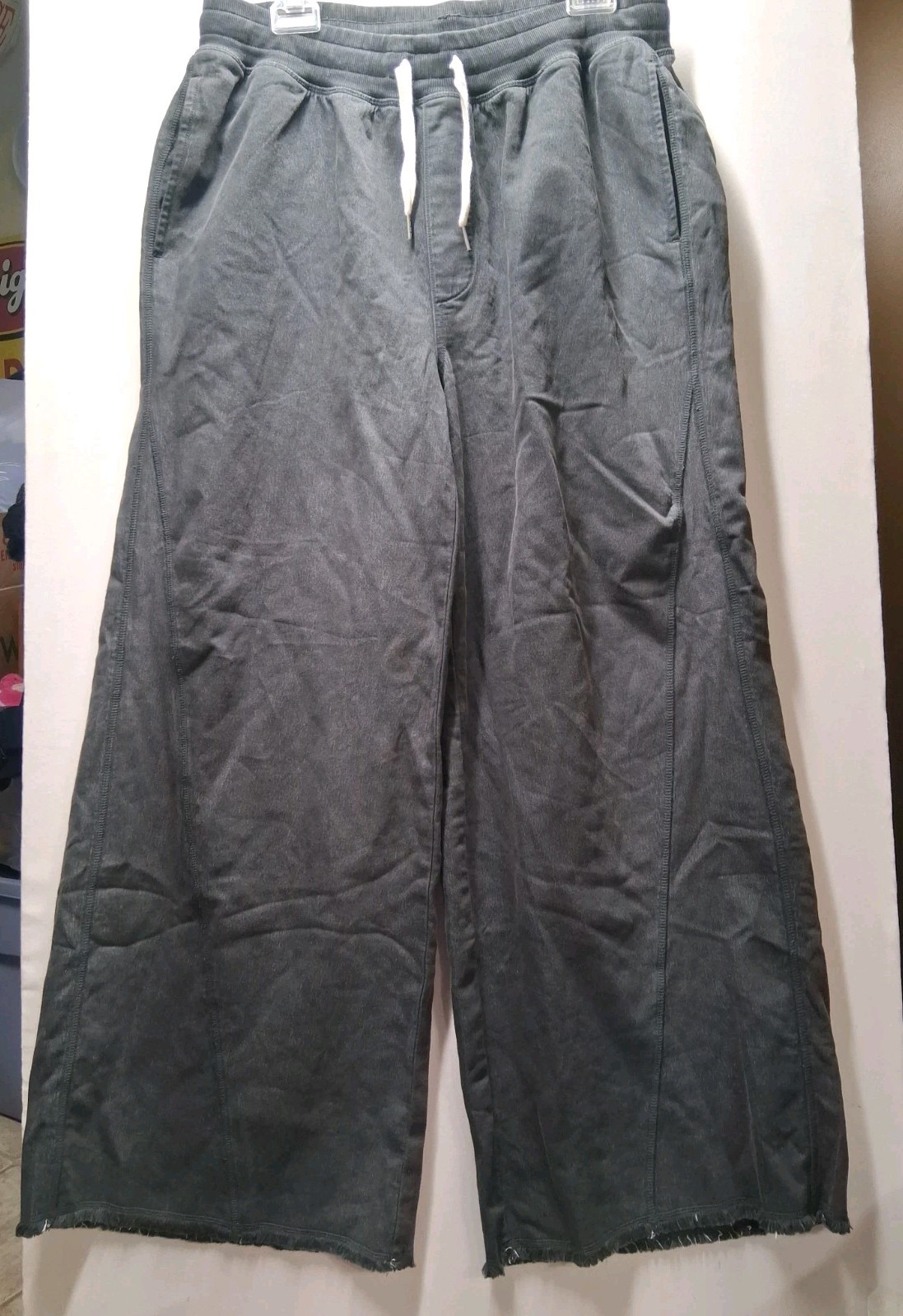 NWT AERIE Sweatpants Womens size Large Faded Black Wide Leg Raw Hem Lounge Pants