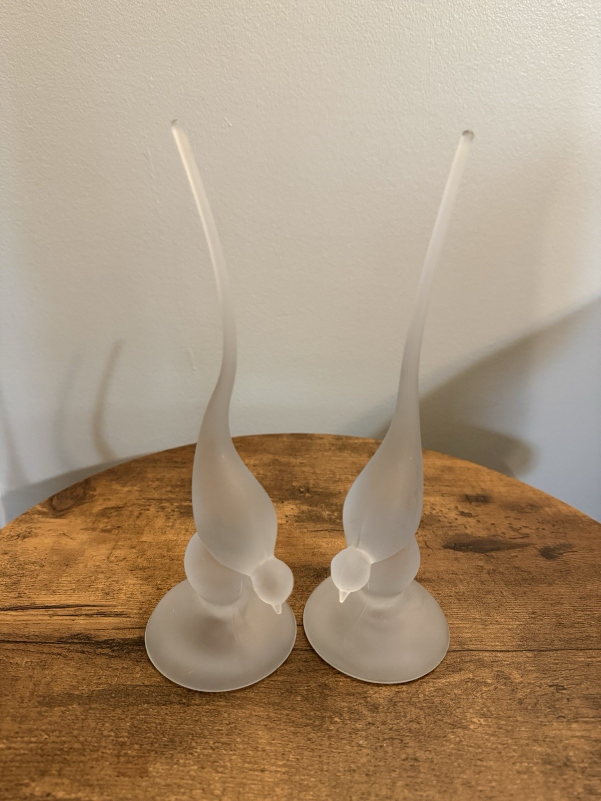 Set Of 2 Viking Glass 1311 Epic Long Tailed Bird Satin Frosted 9 1/2” Tall Rare