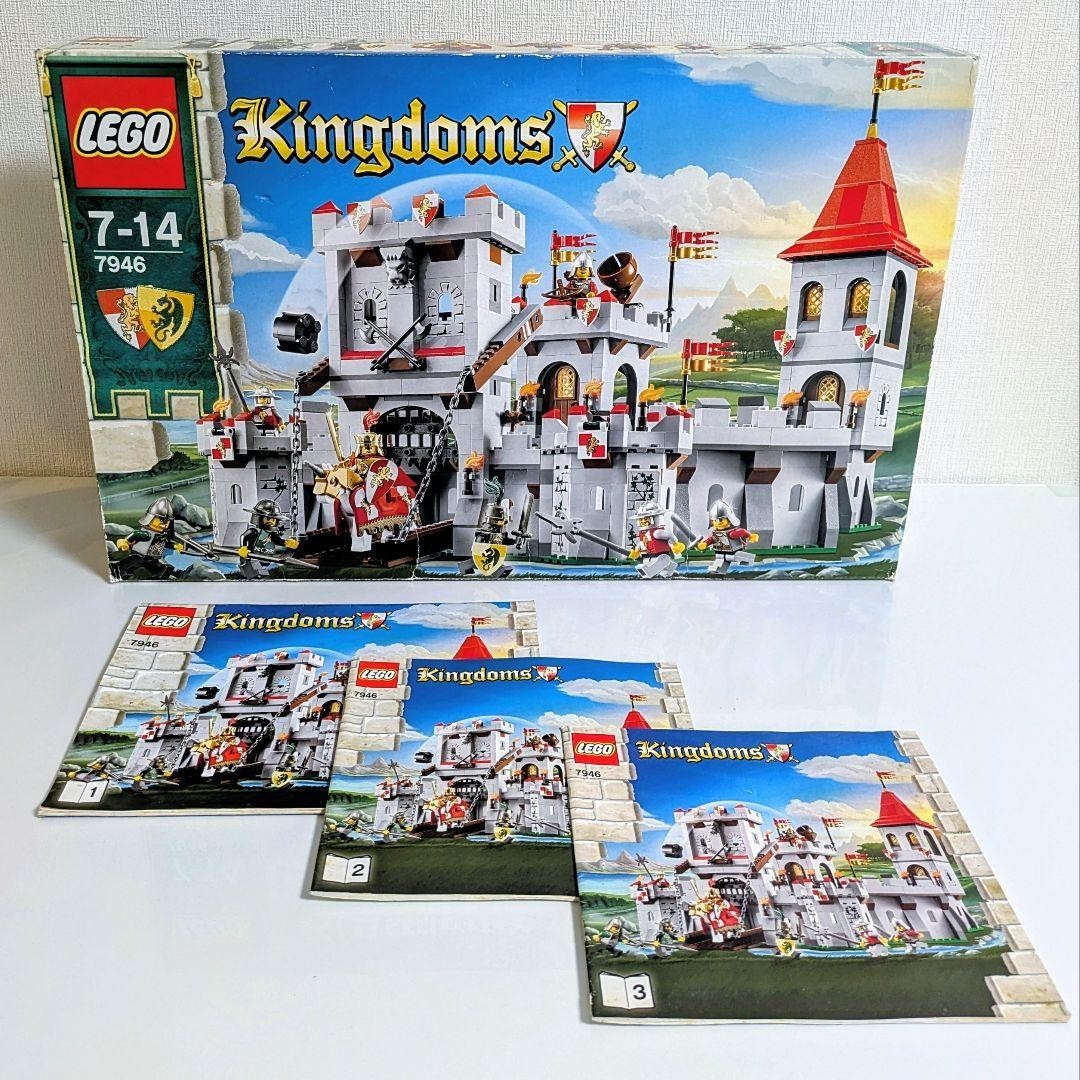 LEGO Kingdoms King\'s Castle 7946 In 2010 Used Retired W/Manuals & Box