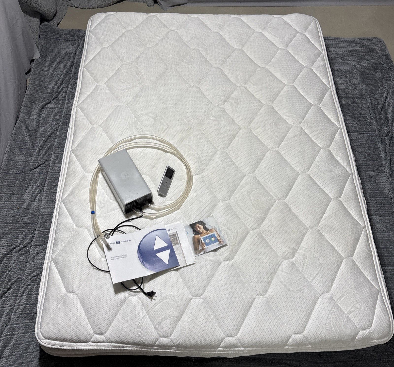 Select Comfort Sleep Number Queen 5000 Series Mattress Pump Remote Complete Set