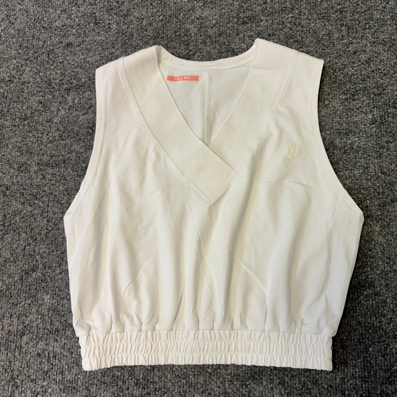Lululemon Tank Top Womens Size 4 White V-Neck Elastic Hem Cropped Athletic Vest