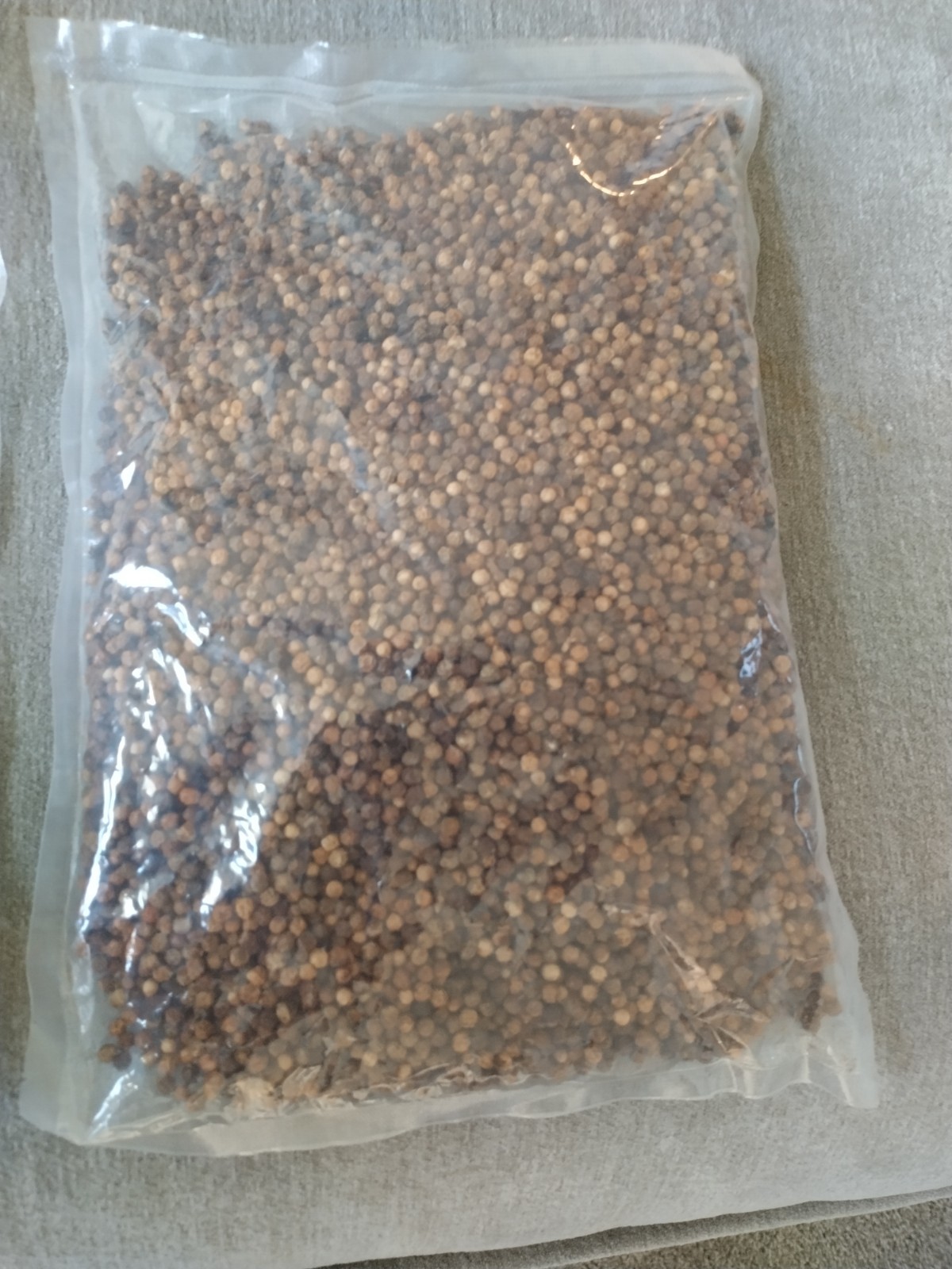 Genuine Whole Peppercorn Kampot Cambodia Organic Piper Nigrum Red, Black, White