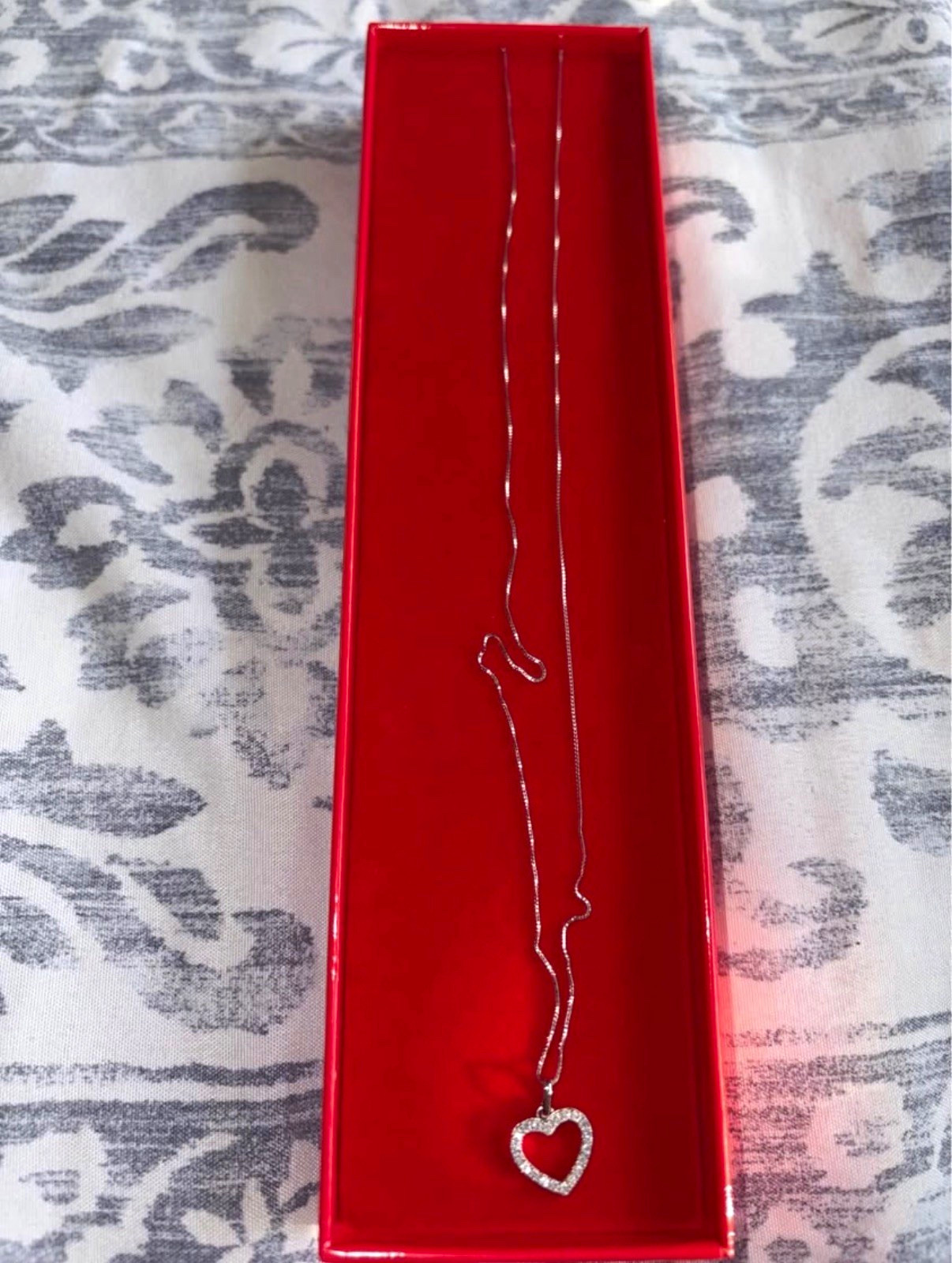 Brand New 10k Gold Lab Grown Diamond Necklace Brand New 10k Gold Lab Grown Diamond Necklace