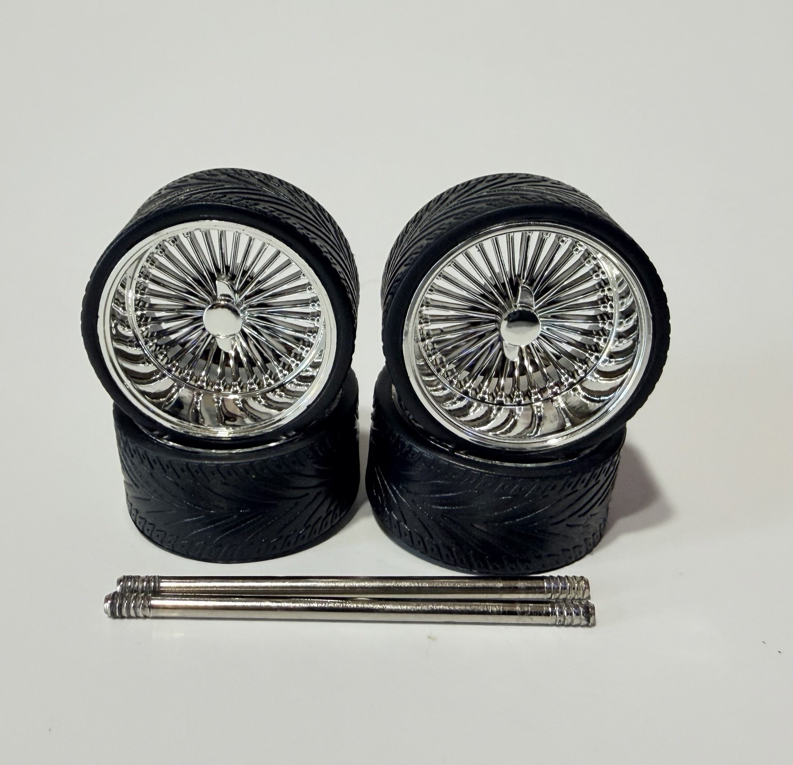 JADA Just Trucks Original Wheels For 1/24 1985 CHEVY C-10 PICKUP JADA Just Trucks Original Wheels For 1/24 1985 CHEVY C-10 PICKUP