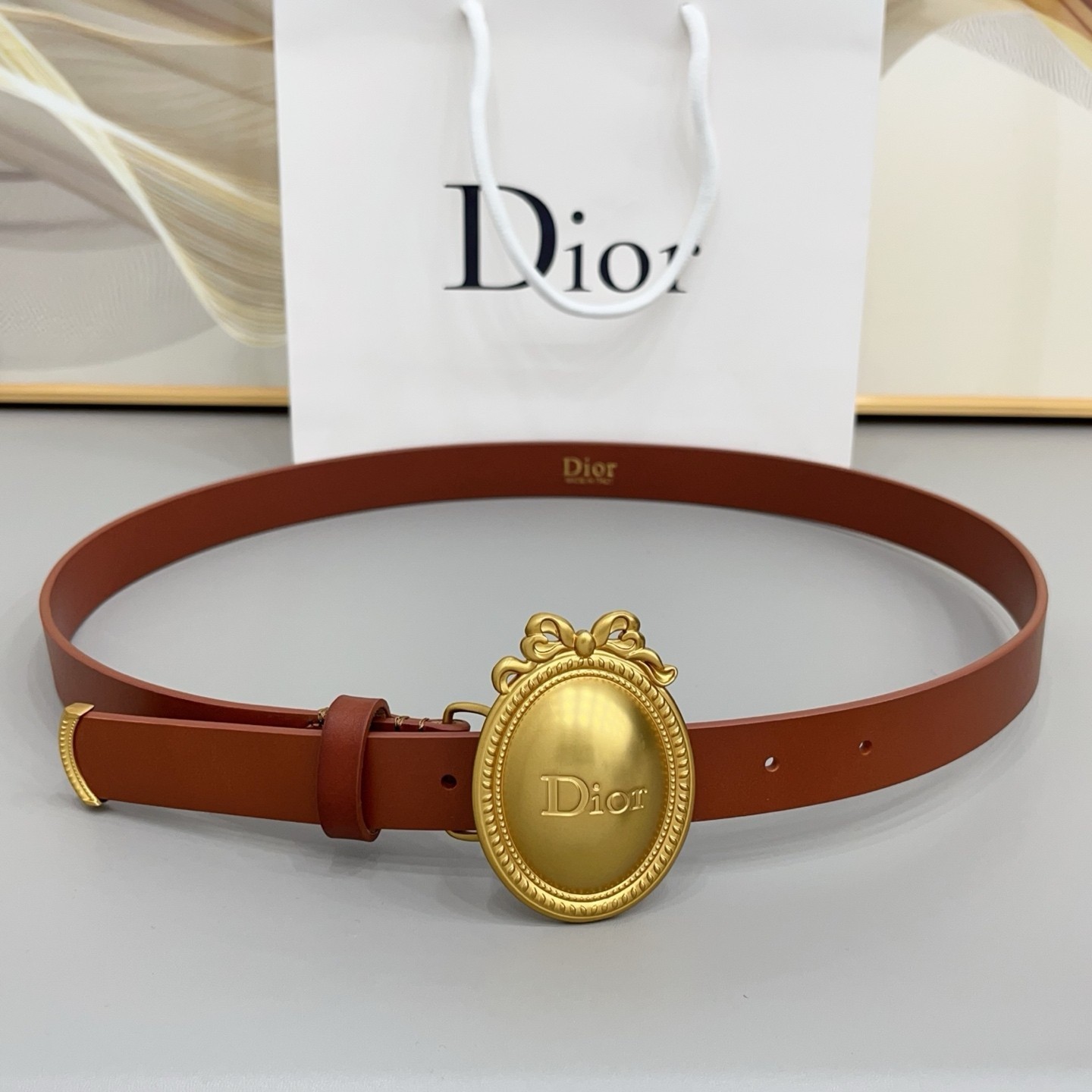 Dior Women\'s Brown Leather Belt Gold Oval Logo Buckle With Box. Dior Women\'s Brown Leather Belt Gold Oval Logo Buckle With Box.