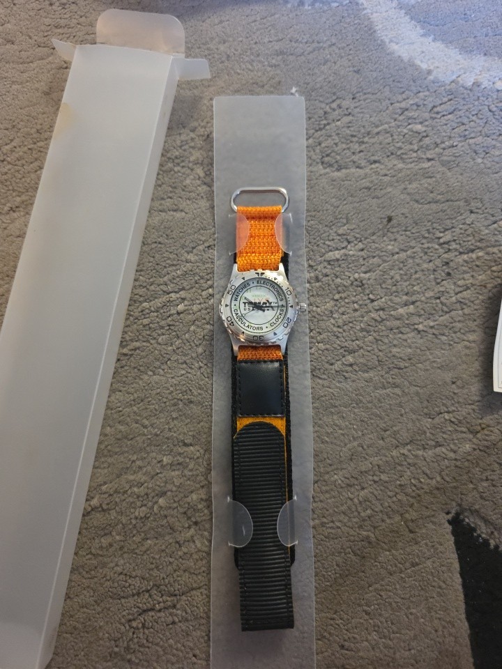 Xbox Live Official Wristwatch Orange Black Watch Tomax Vintage 2002 Promo Rare Xbox Live Official Wristwatch Orange Black Watch Tomax Vintage 2002 Promo Rare