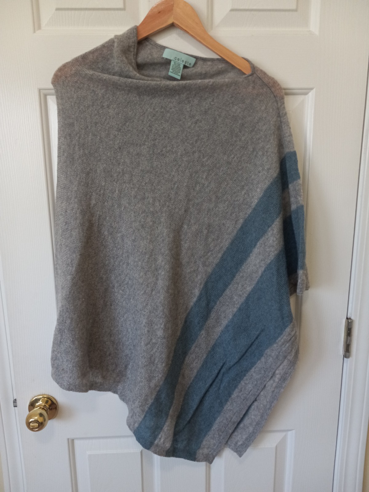 CELESTE Womens Wool Gray Blue Poncho Casual Everyday Comfort Knit One Size CELESTE Womens Wool Gray Blue Poncho Casual Everyday Comfort Knit One Size