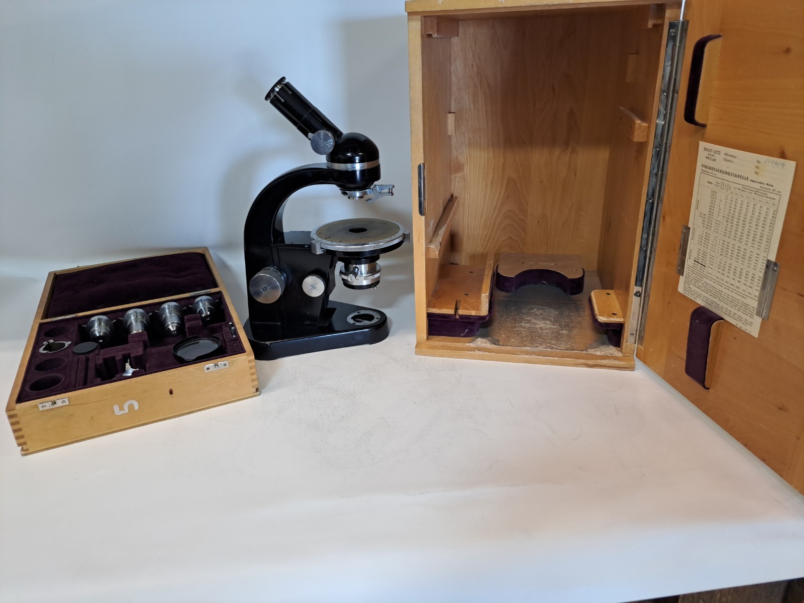 Vintage Leitz Wetzlar Polarizing Microscope 513414 4 Objectives University Owned