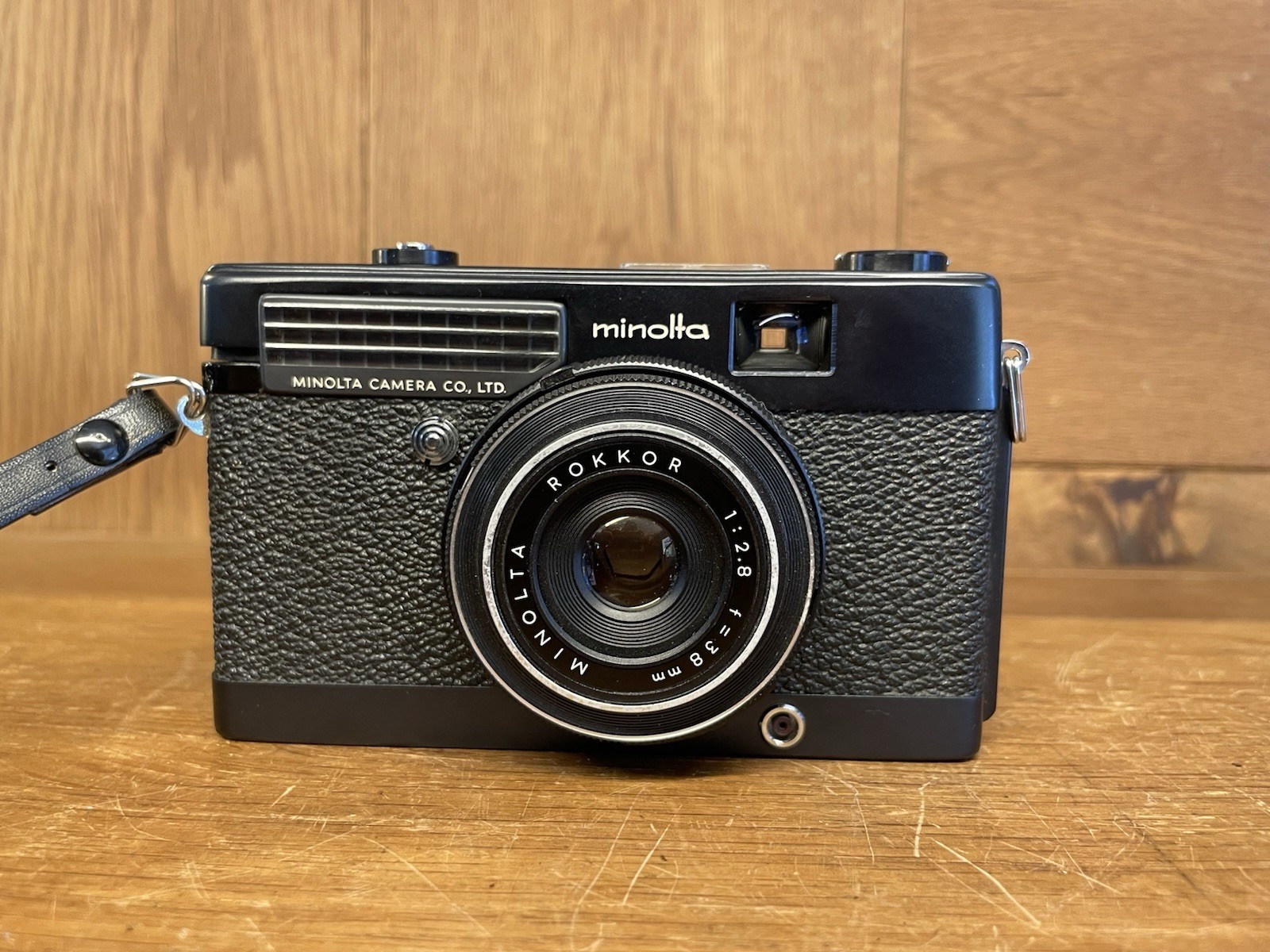 *CLA'd : Rare Black : Mint* Minolta Minoltina-P Film Camera Rokkor 38mm F/2.8