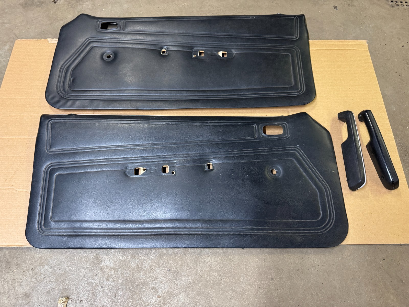 1981 1982 Ford Mustang Black Door Panel Skins w/ Armrest Pull Handles Factory OE