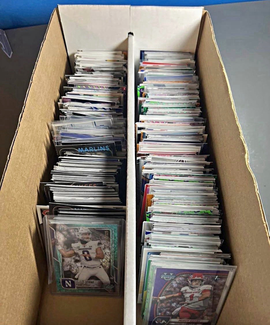 *READ* Sports Card Lot