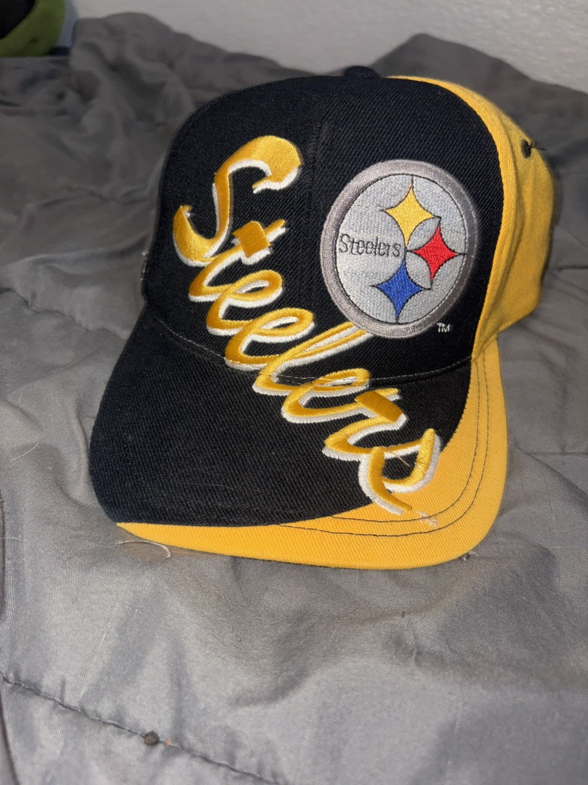 90’s Vintage Pittsburgh Steelers - Snapback Hat - Team NFL 90’s Vintage Pittsburgh Steelers - Snapback Hat - Team NFL