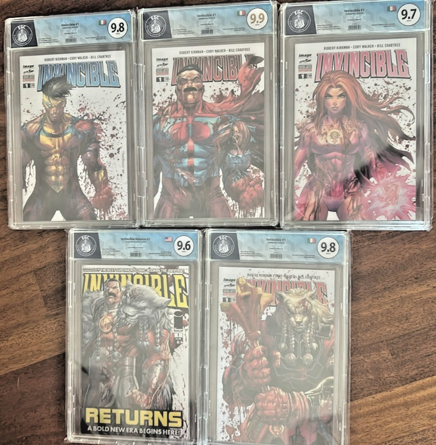 Invincible #1 - 5 Stunning Variants By Tyler Kirkham Battle Damage- one EGC 9.9