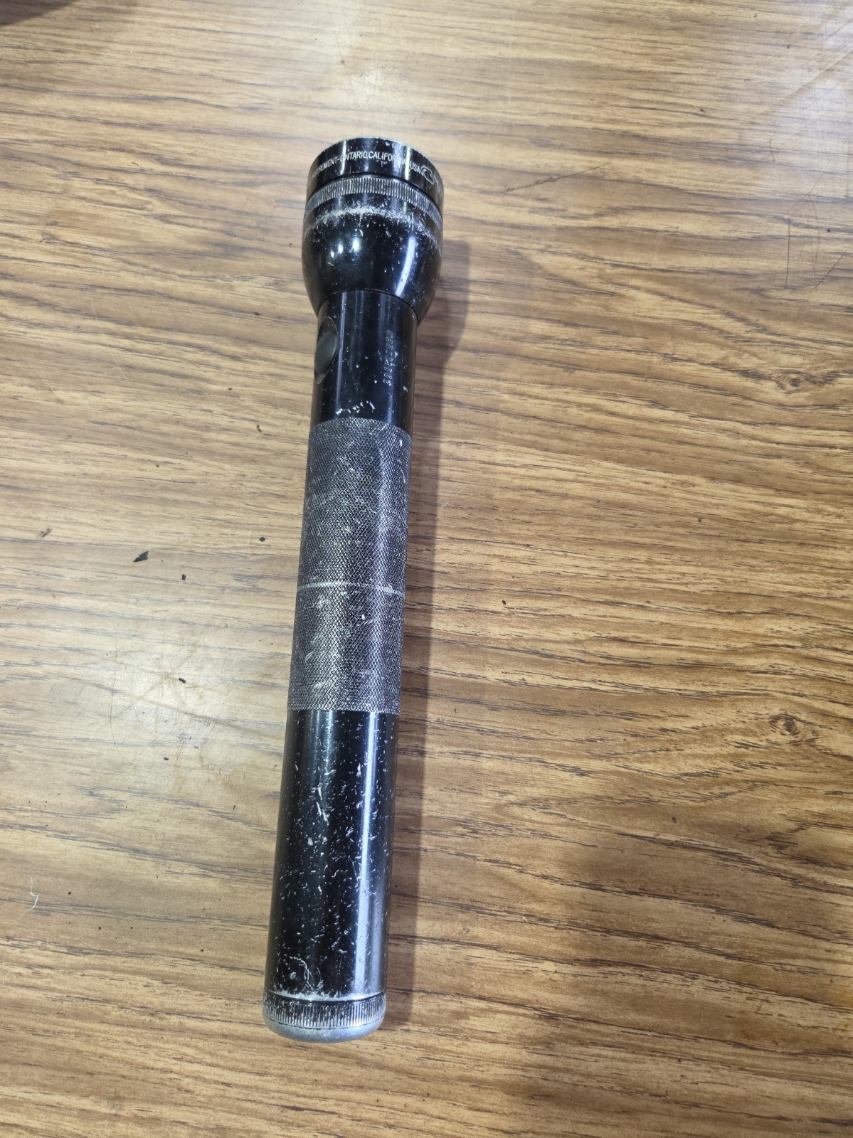 12 Inch Mag-lite Tested Working Black LED 12 Inch Mag-lite Tested Working Black LED