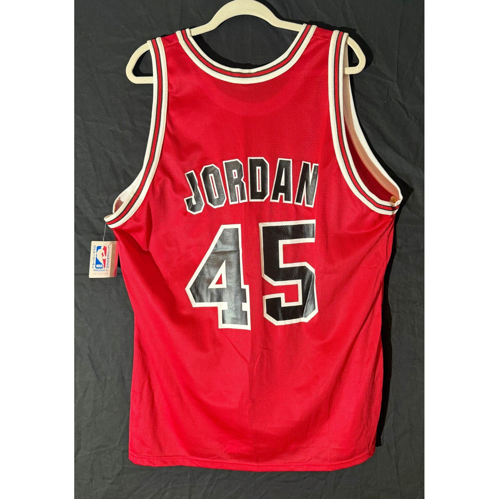 Champion Michael Jordan Chicago Bulls 45 Jersey Red NBA Vintage Size 48 NWT
