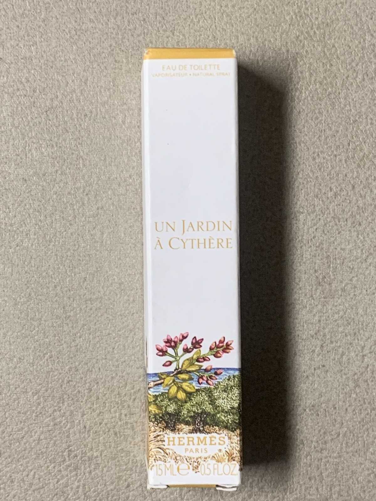 Hermes Un Jardin A Cythere EDT For Him / Her 15 ml / 0.5 Fl. oz.