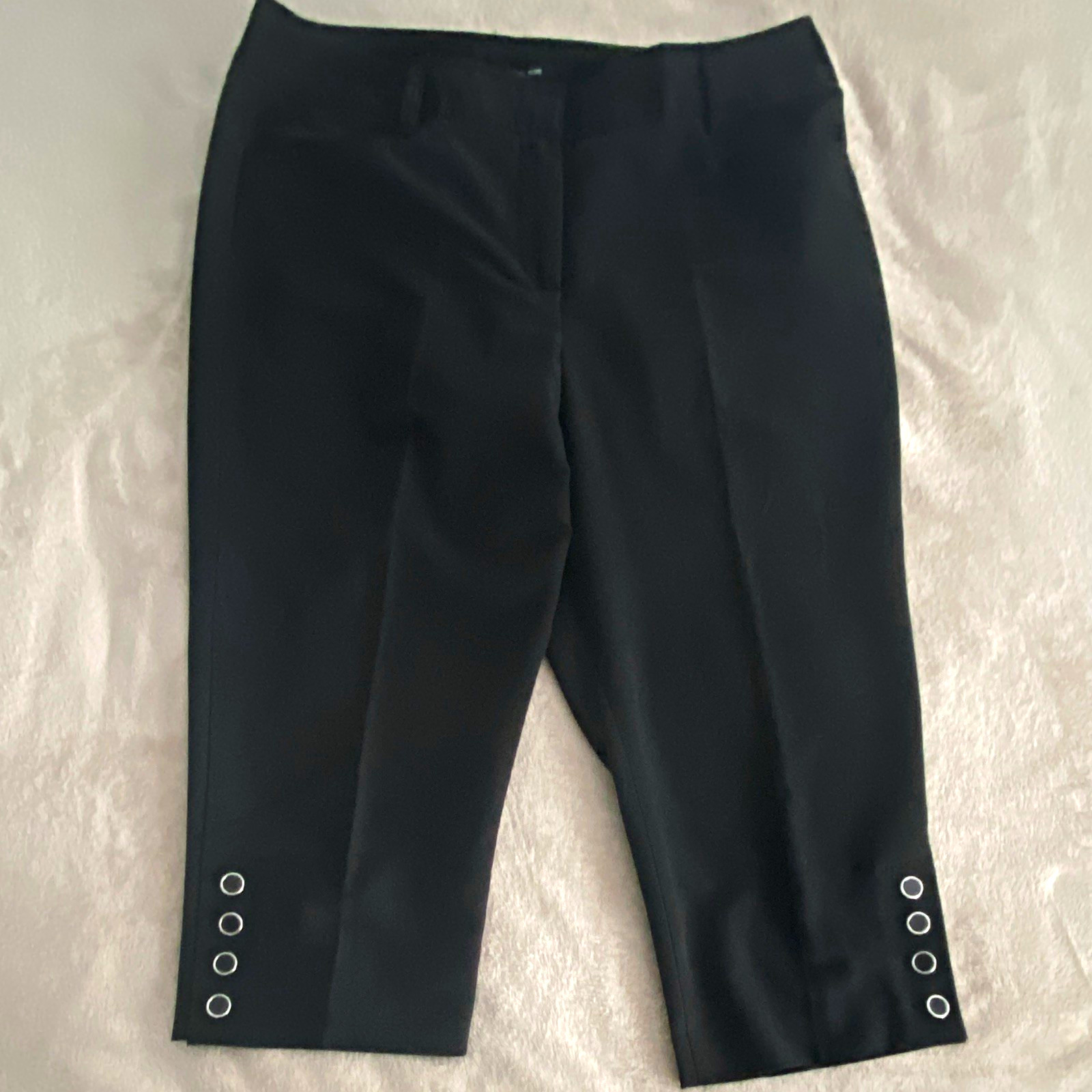 Zac & Rachel Women’s Petite 14P Black Capri Pants Straight Leg Stretch Knit Zac & Rachel Women’s Petite 14P Black Capri Pants Straight Leg Stretch Knit