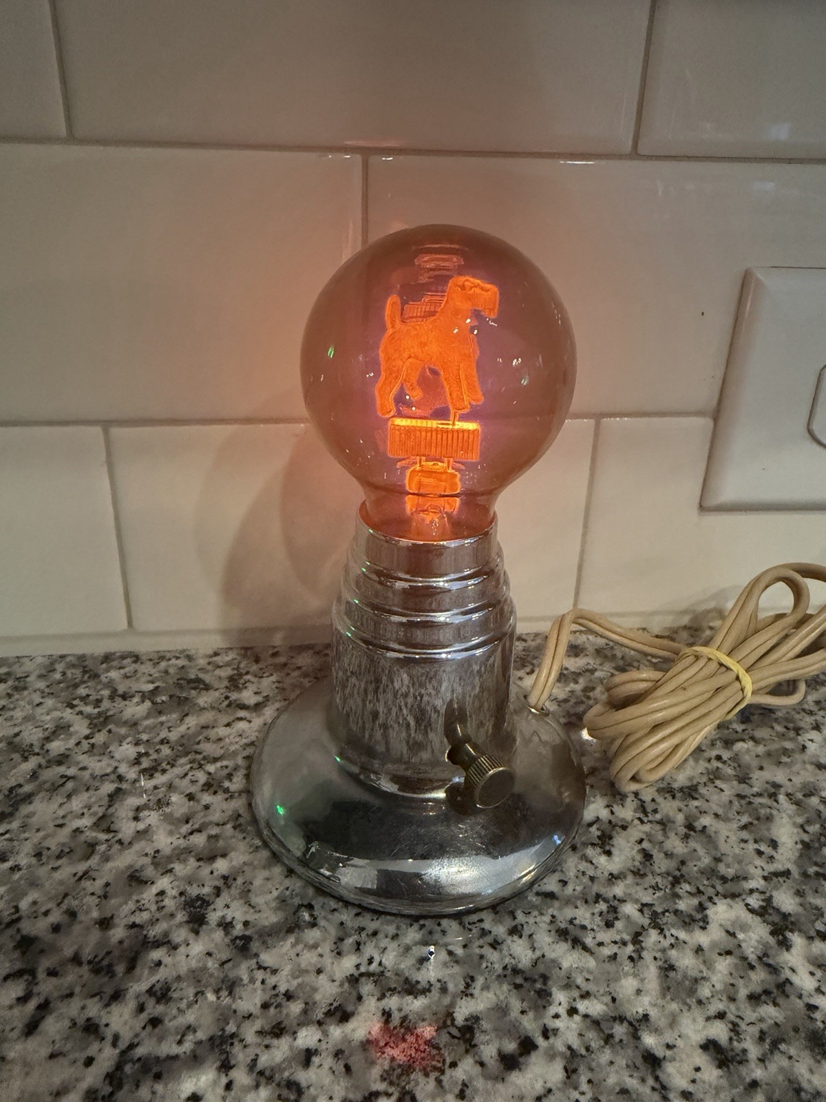 Vintage Aerolux Airedale Terrier Neon Glow Light Bulb Chrome Lamp Base WORKS Vintage Aerolux Airedale Terrier Neon Glow Light Bulb Chrome Lamp Base WORKS