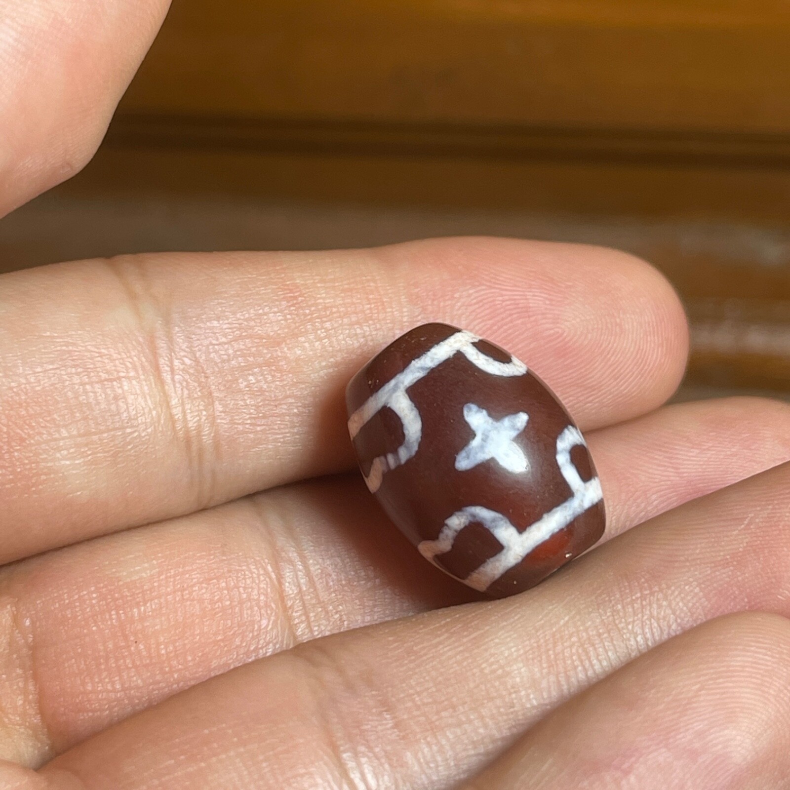 Genuine Ancient Sasanian Etched Carnelian Dzi Bead amulet in good Condition Genuine Ancient Sasanian Etched Carnelian Dzi Bead amulet in good Condition