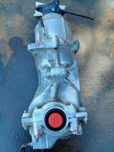 2008-2015 Nissan Rogue Rear Axle Differential Carrier Assembly