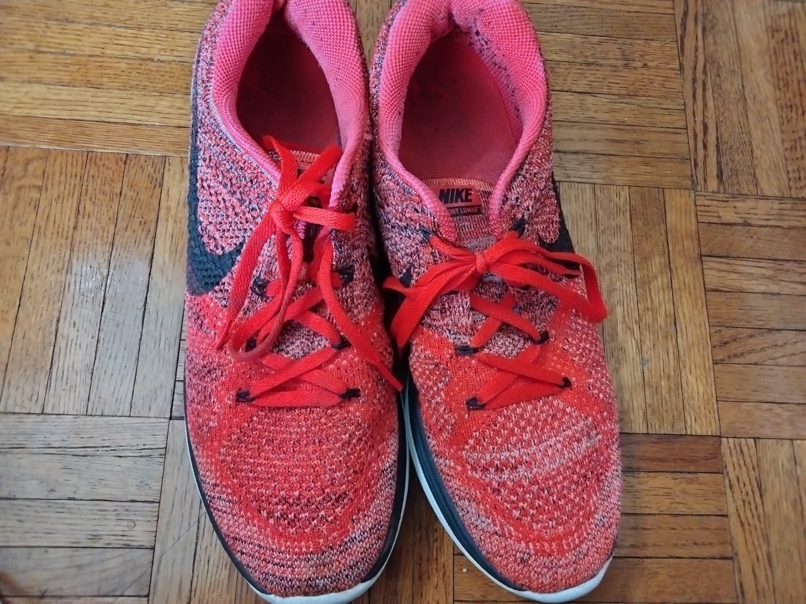 Nike Flyknit Lunar Men’s Low Top FlyKnit Lace-Up Running Sneakers Red Pink Nike Flyknit Lunar Men’s Low Top FlyKnit Lace-Up Running Sneakers Red Pink