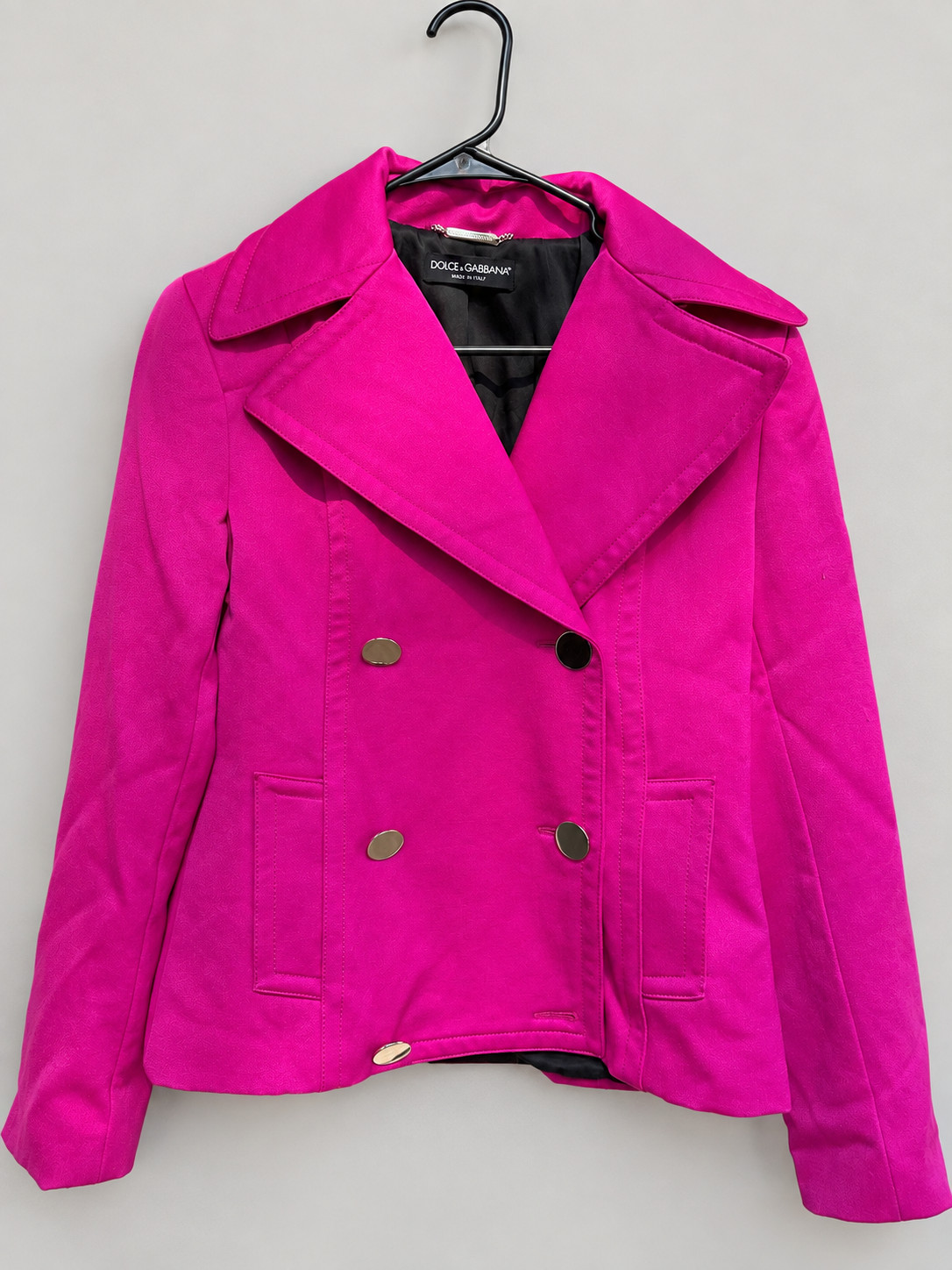 Dolce & Gabbana IT 44 Fuchsia Pink Wool Cashmere Double Breasted Jacket Italy Dolce & Gabbana IT 44 Fuchsia Pink Wool Cashmere Double Breasted Jacket Italy