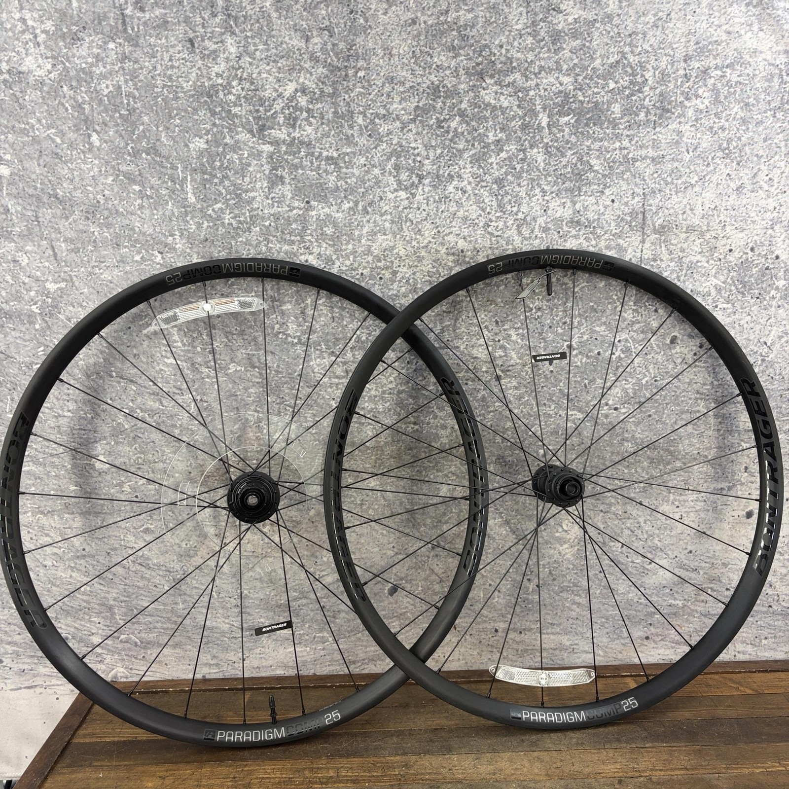 Bontrager Paradigm Comp 25 700c Wheel Set 142mm 12mm Rapid Drive 108 Checkpoint