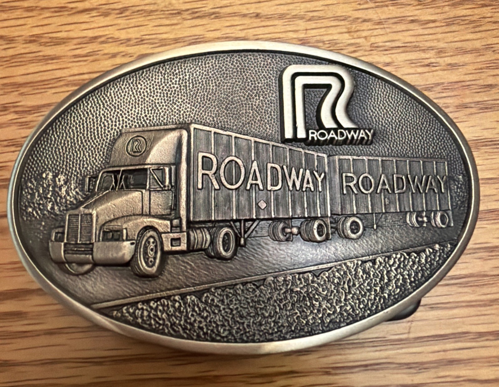 Vintage 1981 Roadway Express 5 Year Employee Award Solid Brass Belt Buckle