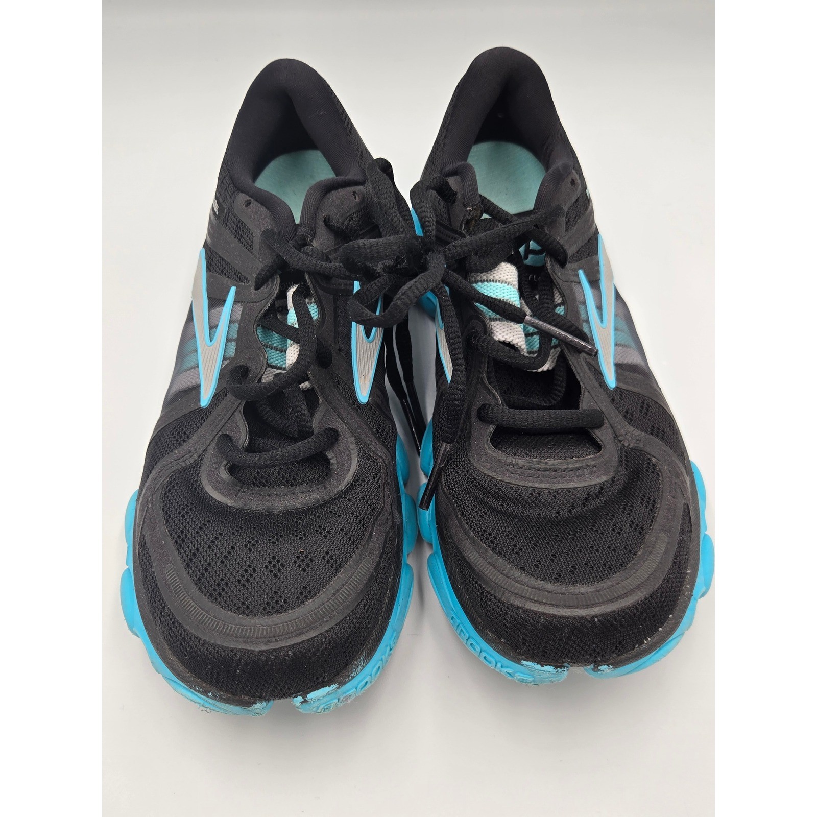 Brooks PureFlow Womens Size 7B Running Shoes Black Blue 1201011B022