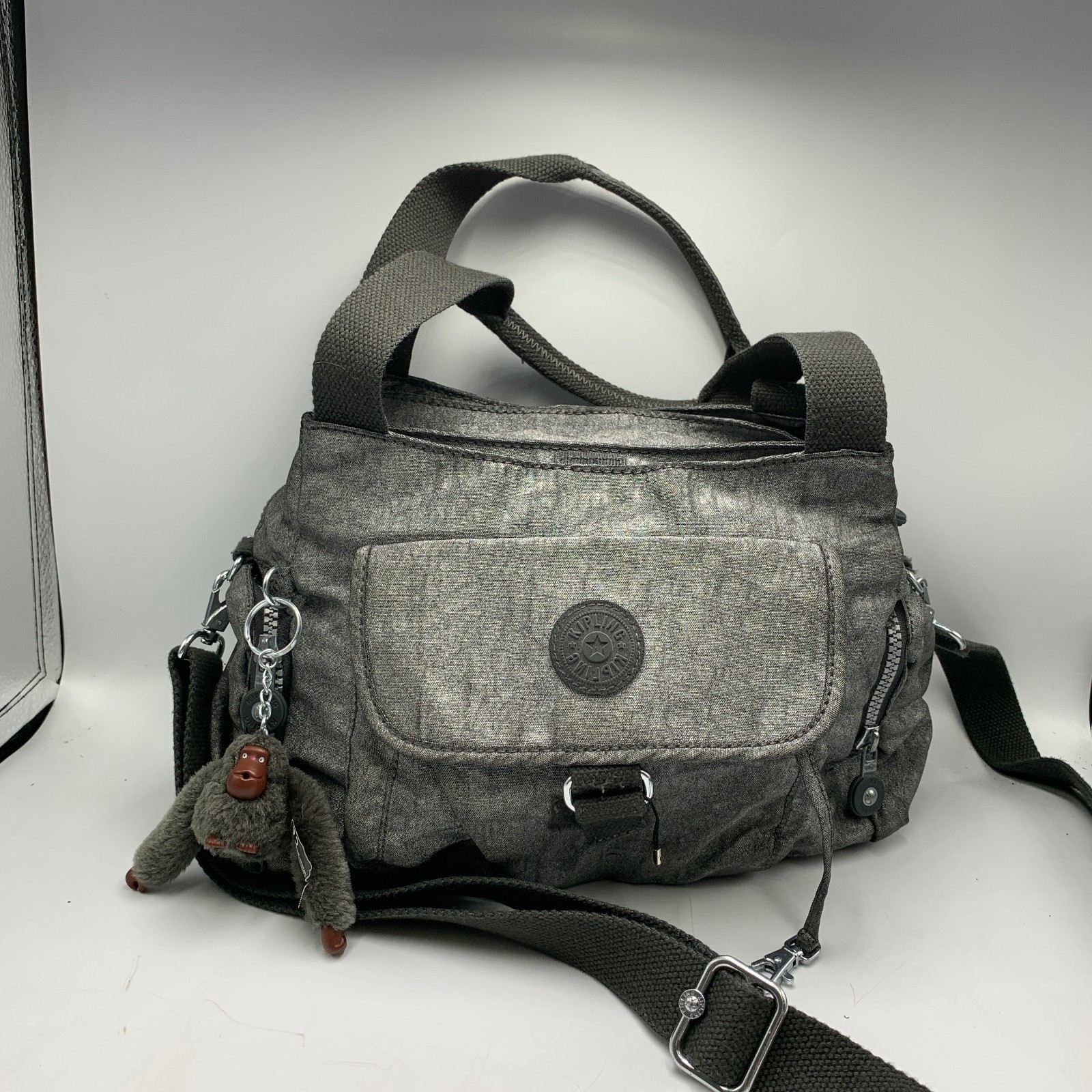 Kipling Felix Shoulder Bag Women Gray Monkey Keychain Adjustable Crossbody Strap Kipling Felix Shoulder Bag Women Gray Monkey Keychain Adjustable Crossbody Strap