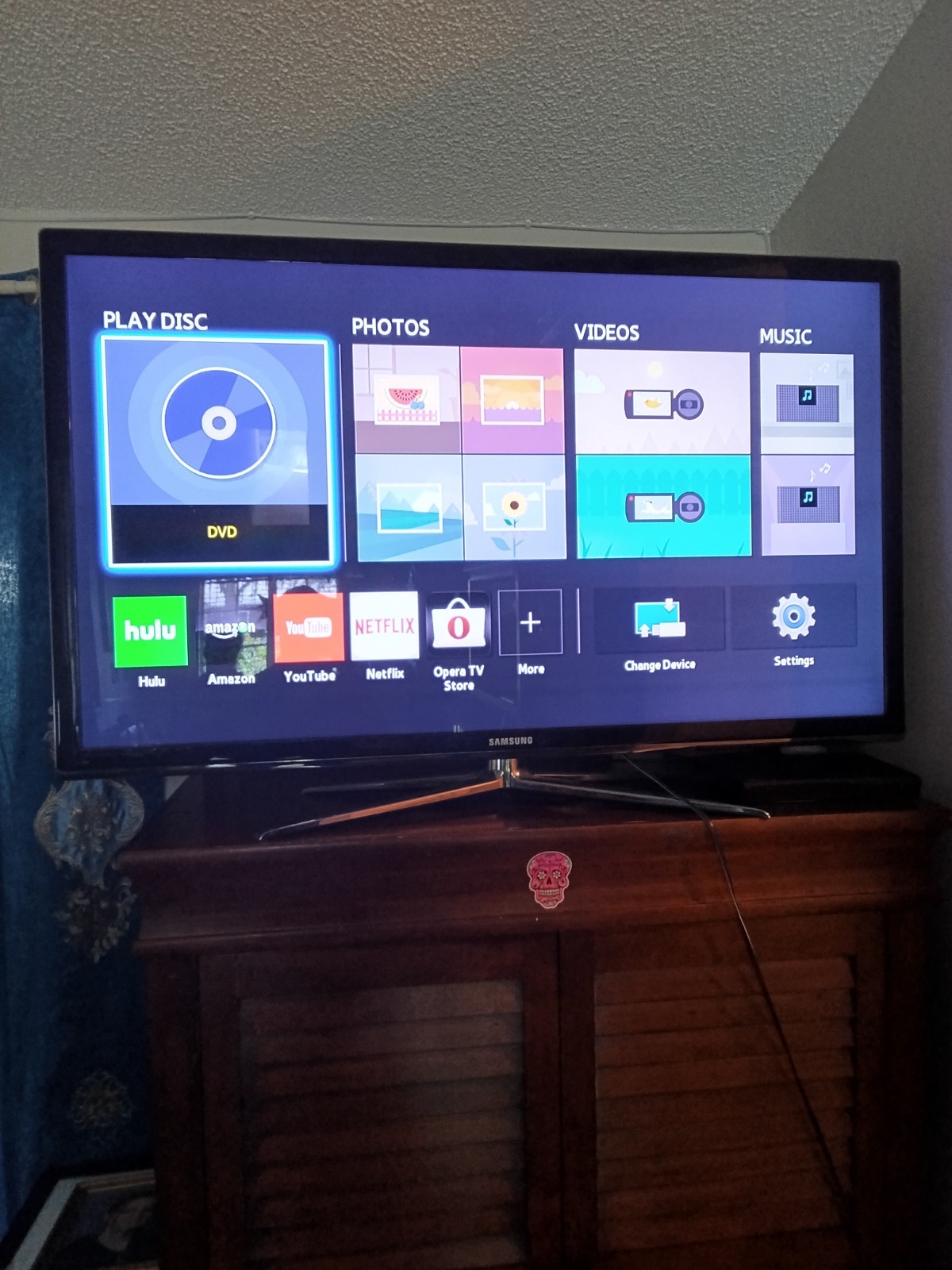 Samsung UN55D7000 3D TV Used Very Good Condition