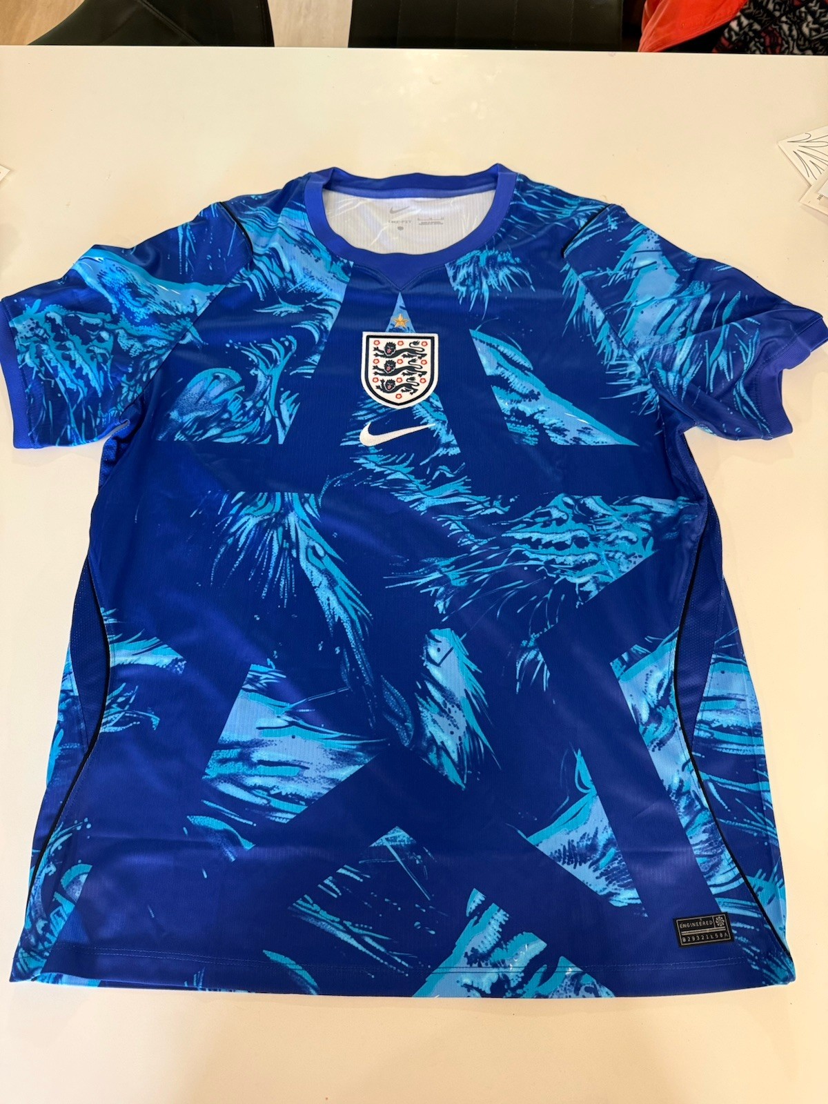 England World Cup 2026 Goalkeeper Jersey Size XL England World Cup 2026 Goalkeeper Jersey Size XL
