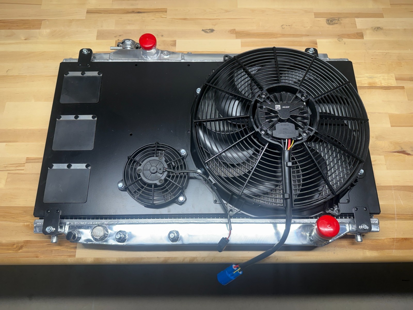 93-98 Toyota Supra 2jz-gte Koyo Aluminum Radiator with PHR shroud and fans 93-98 Toyota Supra 2jz-gte Koyo Aluminum Radiator with PHR shroud and fans