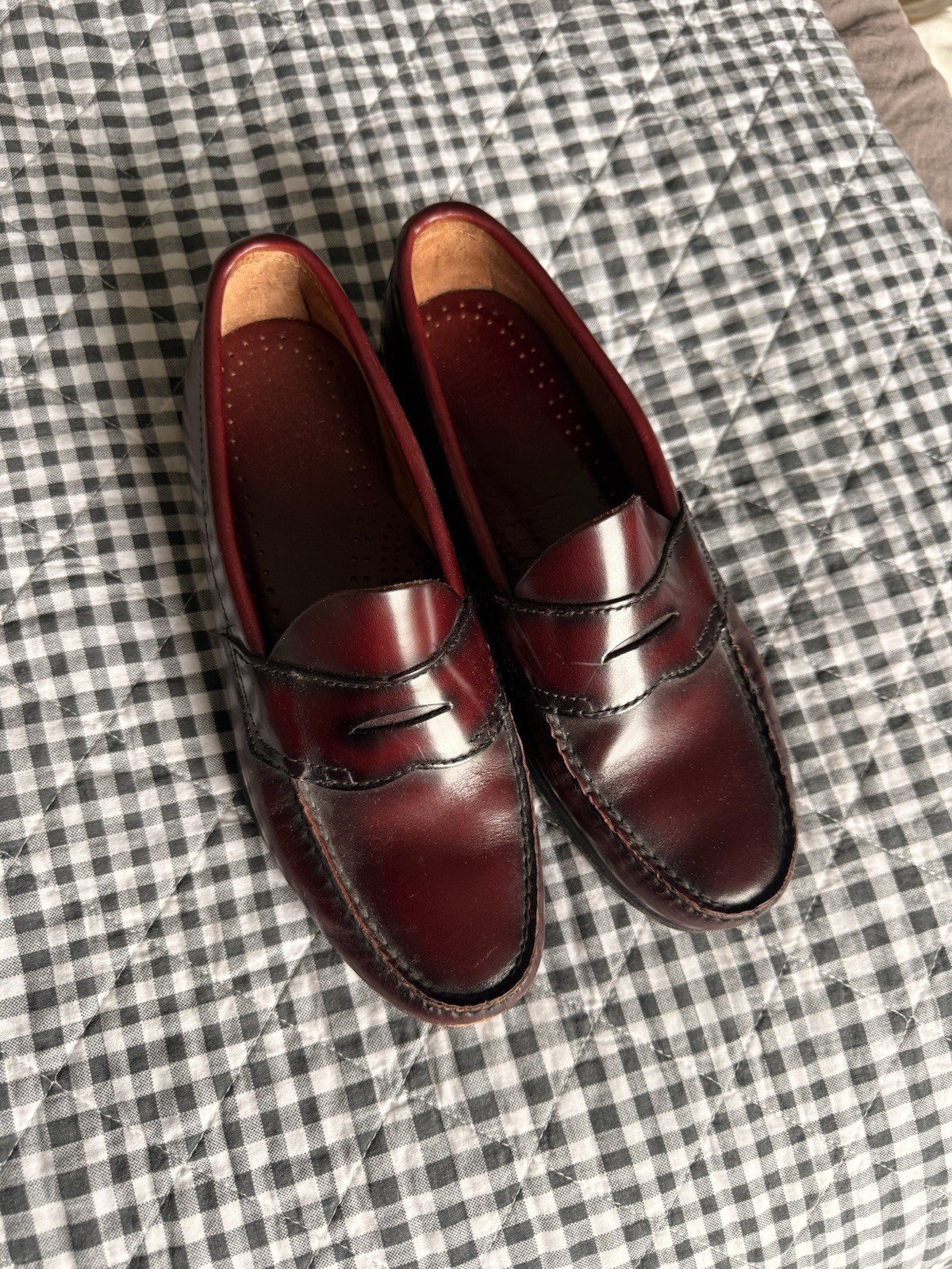 GH Bass Women’s Leather Loafers - 9M GH Bass Women’s Leather Loafers - 9M