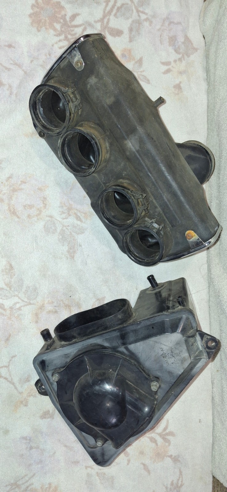 1982 OEM Honda CB650 CB650sc Nighthawk AIRBOX AIR INTAKE FILTER BOX
