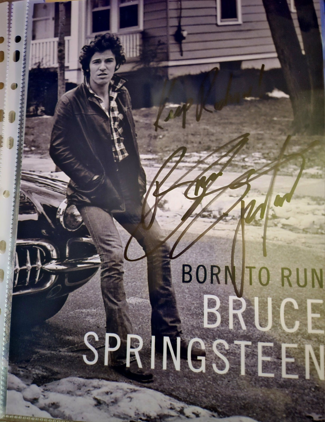 W/COA ORIGINAL BRUCE SPRINGSTEEN AUTOGRAPH ON 8.5X12\ W/COA ORIGINAL BRUCE SPRINGSTEEN AUTOGRAPH ON 8.5X12\