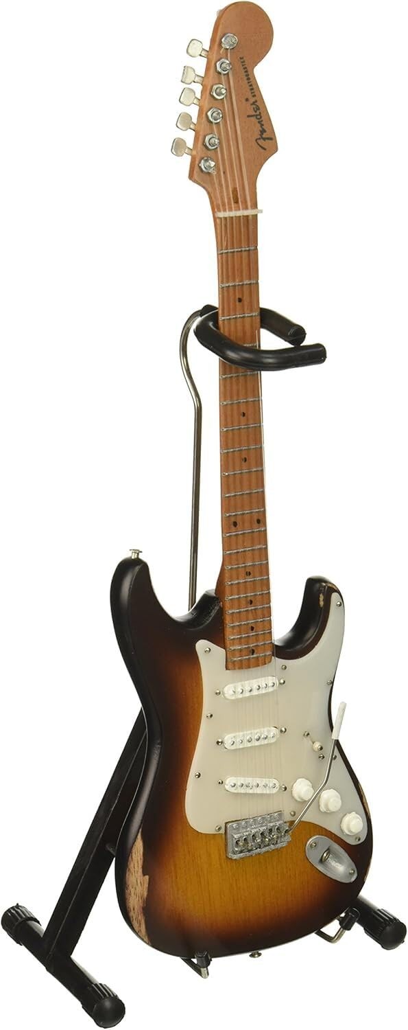 AXE HEAVEN FS-012 Licensed Fender Stratocaster Road Worn, Sunburst