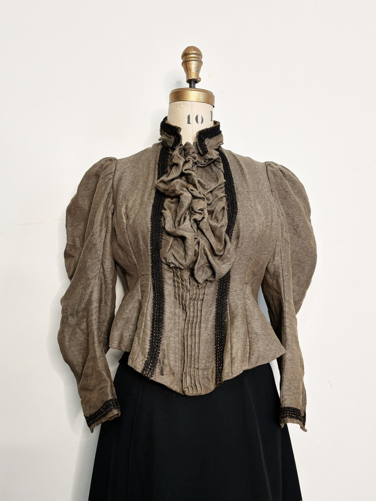 1890s Victorian Bodice Blouse | Antique Leg of Mutton Gigot Sleeve Top | 36 Bust