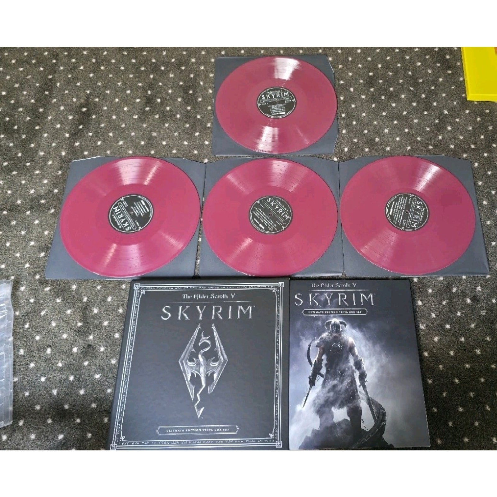 Skyrim Ultimate Edition Vinyl Soundtrack 4xLP Box Set IGN Exclusive Burgundy Red Skyrim Ultimate Edition Vinyl Soundtrack 4xLP Box Set IGN Exclusive Burgundy Red