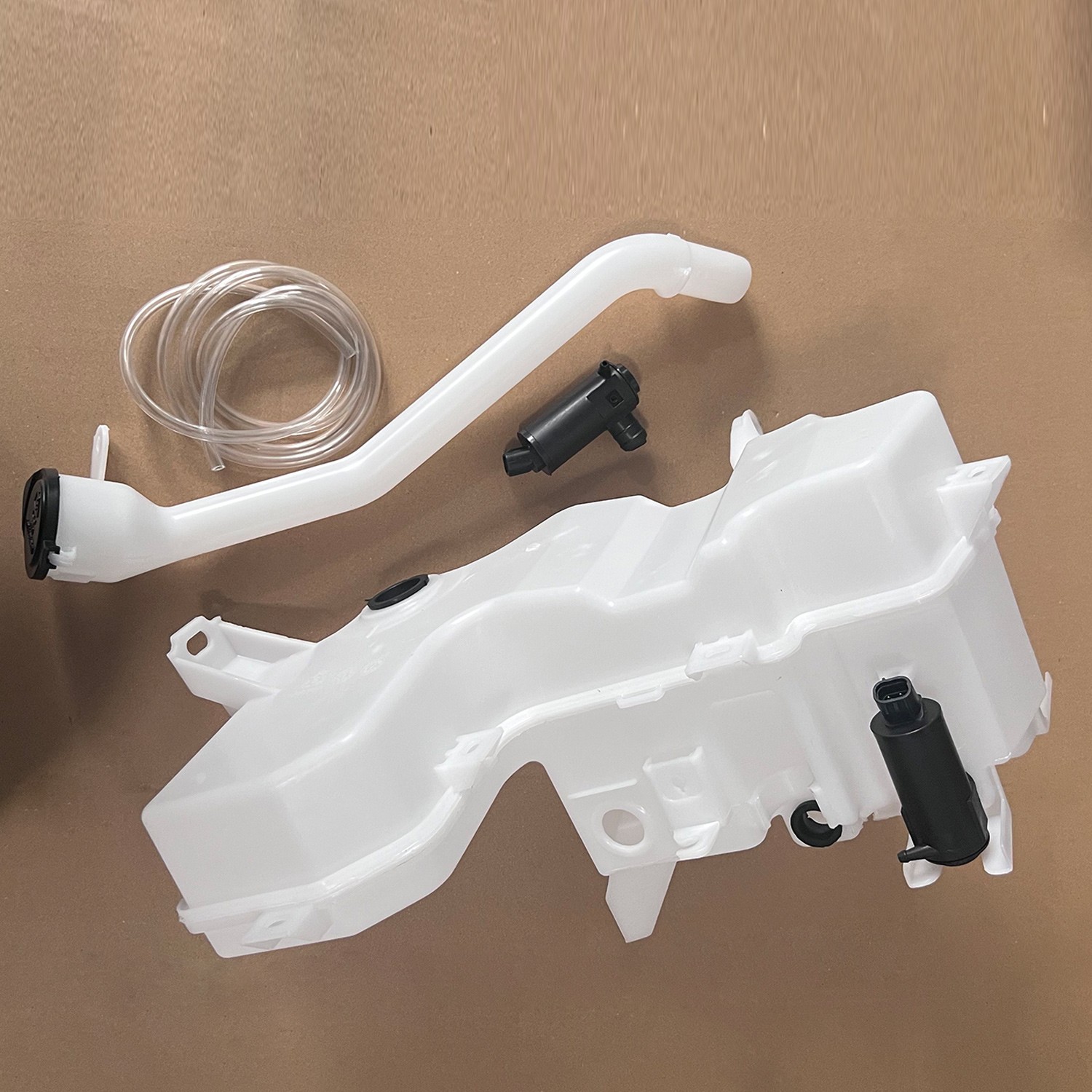 New For 2023-2026 Lexus RX350h RX450h+ RX500h Windshield cleaning liquid tank New For 2023-2026 Lexus RX350h RX450h+ RX500h Windshield cleaning liquid tank