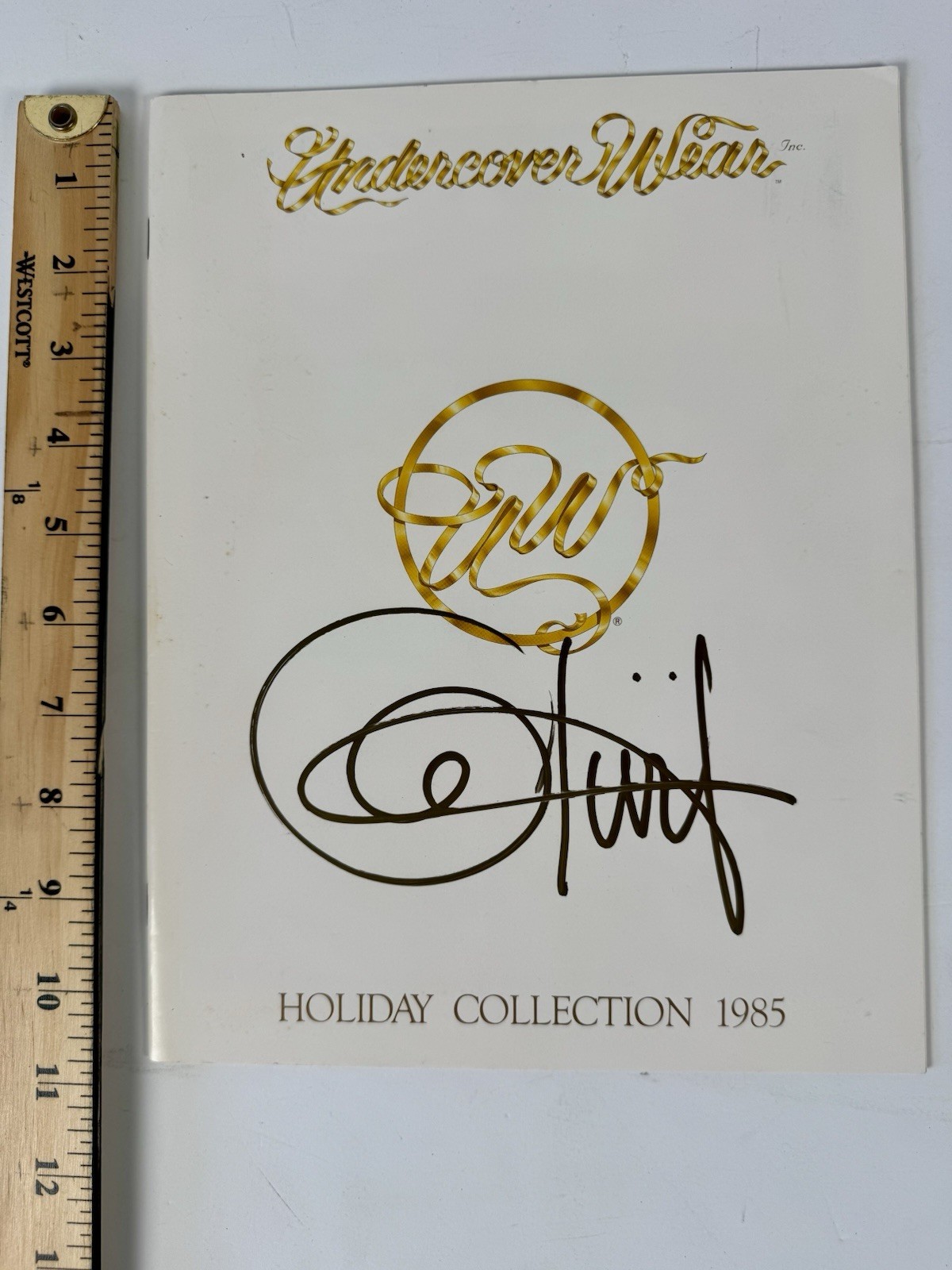 Undercover Wear Holiday Catalog 1985 Signed By Olivia De Berardinis Rare