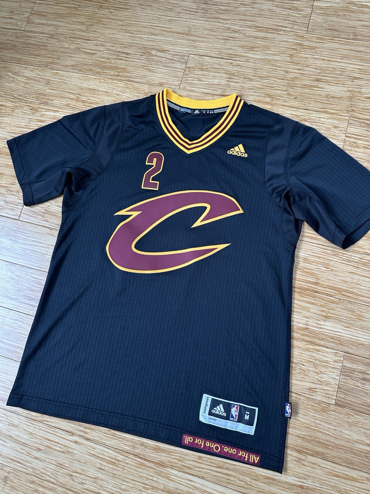 Kyrie Irving #2 Cleveland Cavaliers Adidas Swingman Sleeved Jersey M 2016