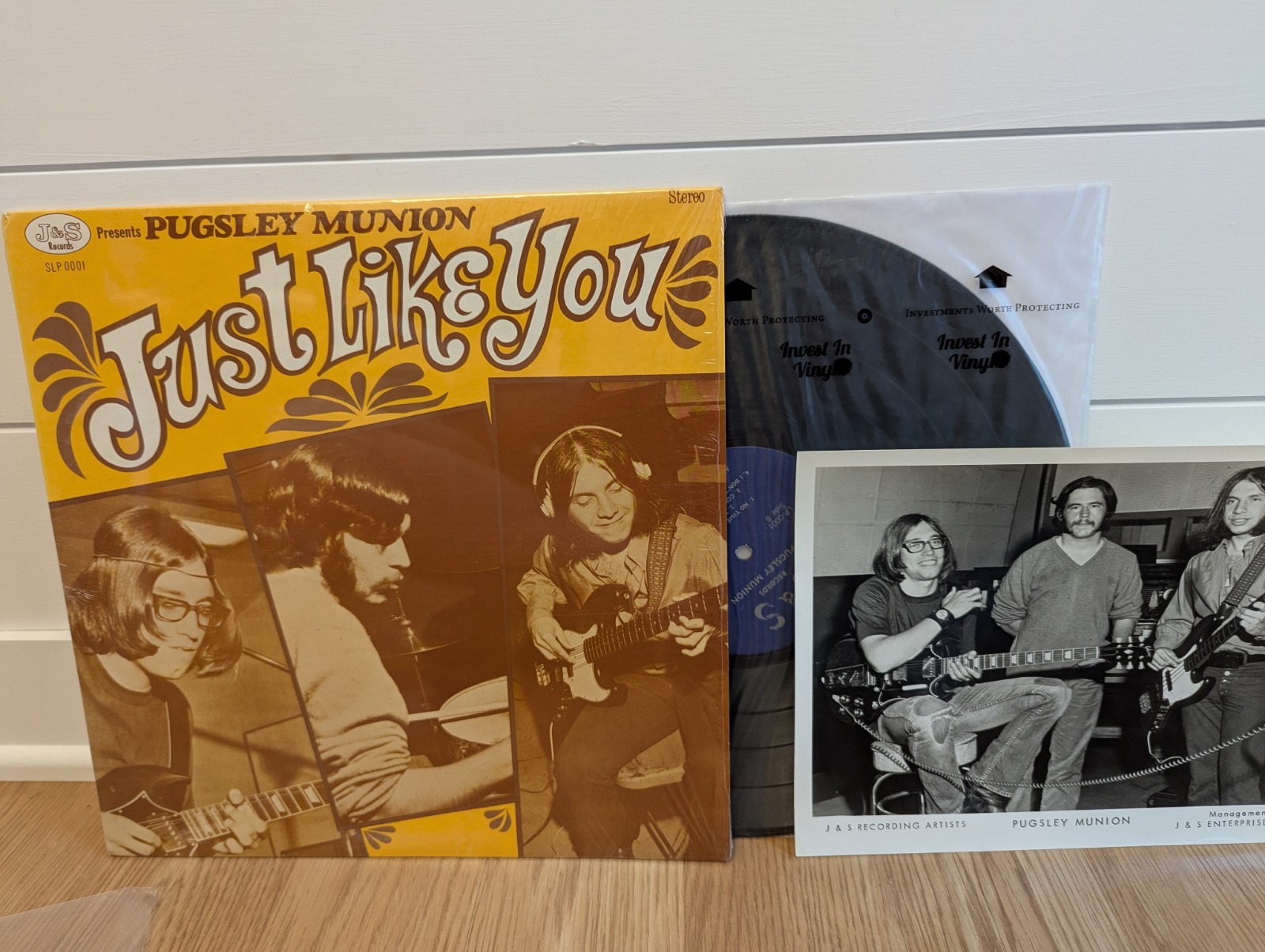 Pugsley Munion - Just Like You LP w/ photo insert J&S Records - In Shrink - Pugsley Munion - Just Like You LP w/ photo insert J&S Records - In Shrink -
