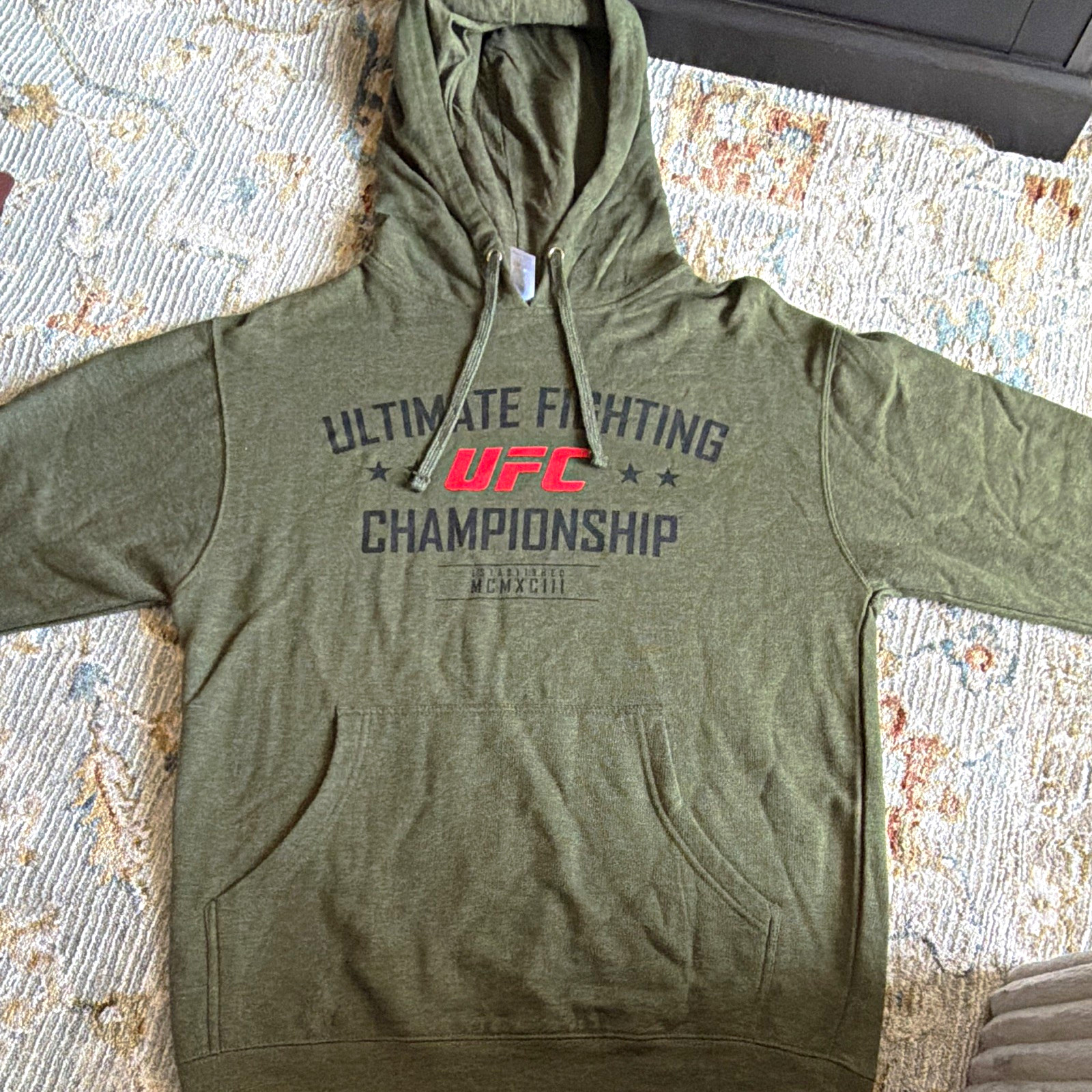 Independent Trading Co. UFC Green Hoodie Sweatshirt Size M