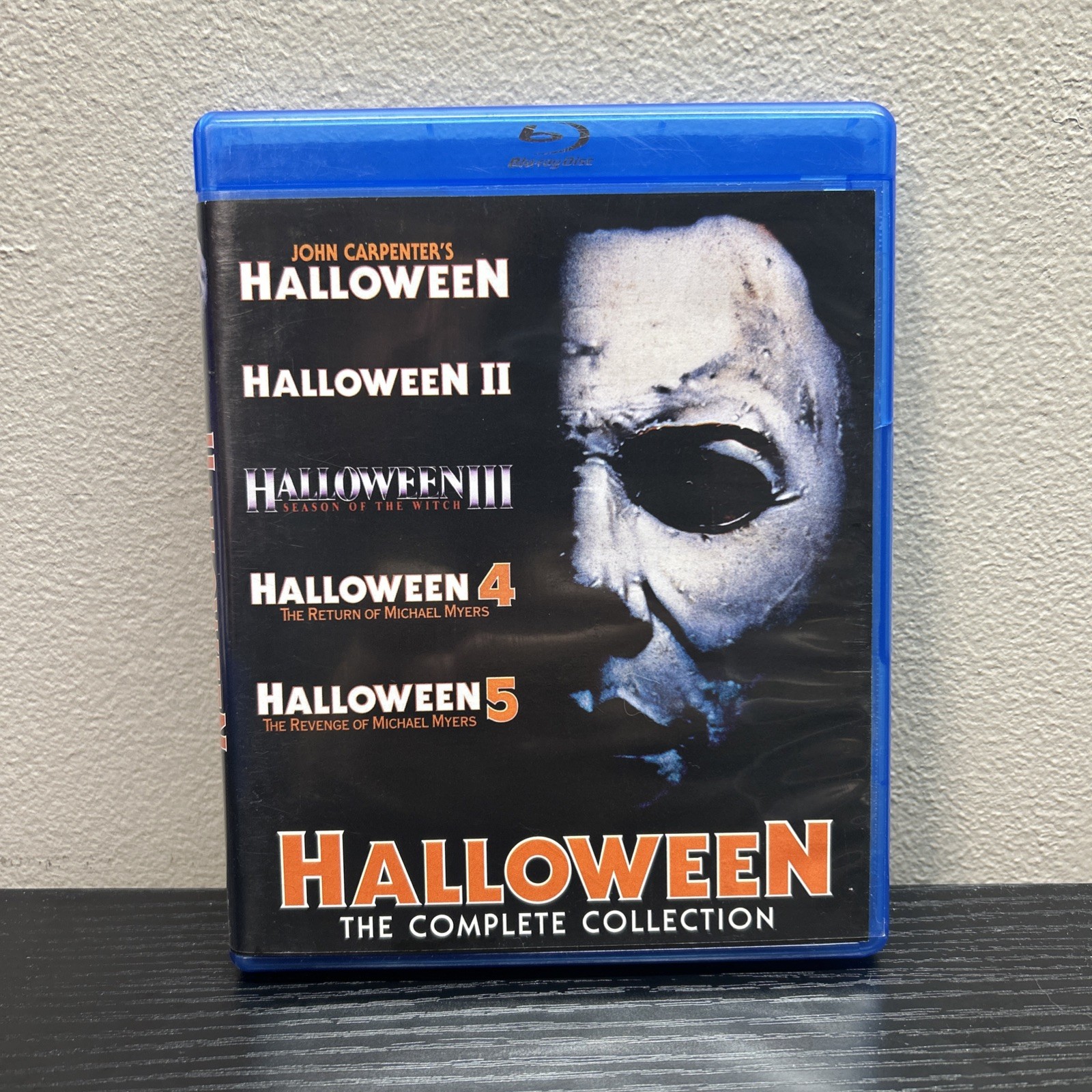 John Carpenter’s Halloween The Complete Collection blu ray 5 disc Movies 1-5 John Carpenter’s Halloween The Complete Collection blu ray 5 disc Movies 1-5