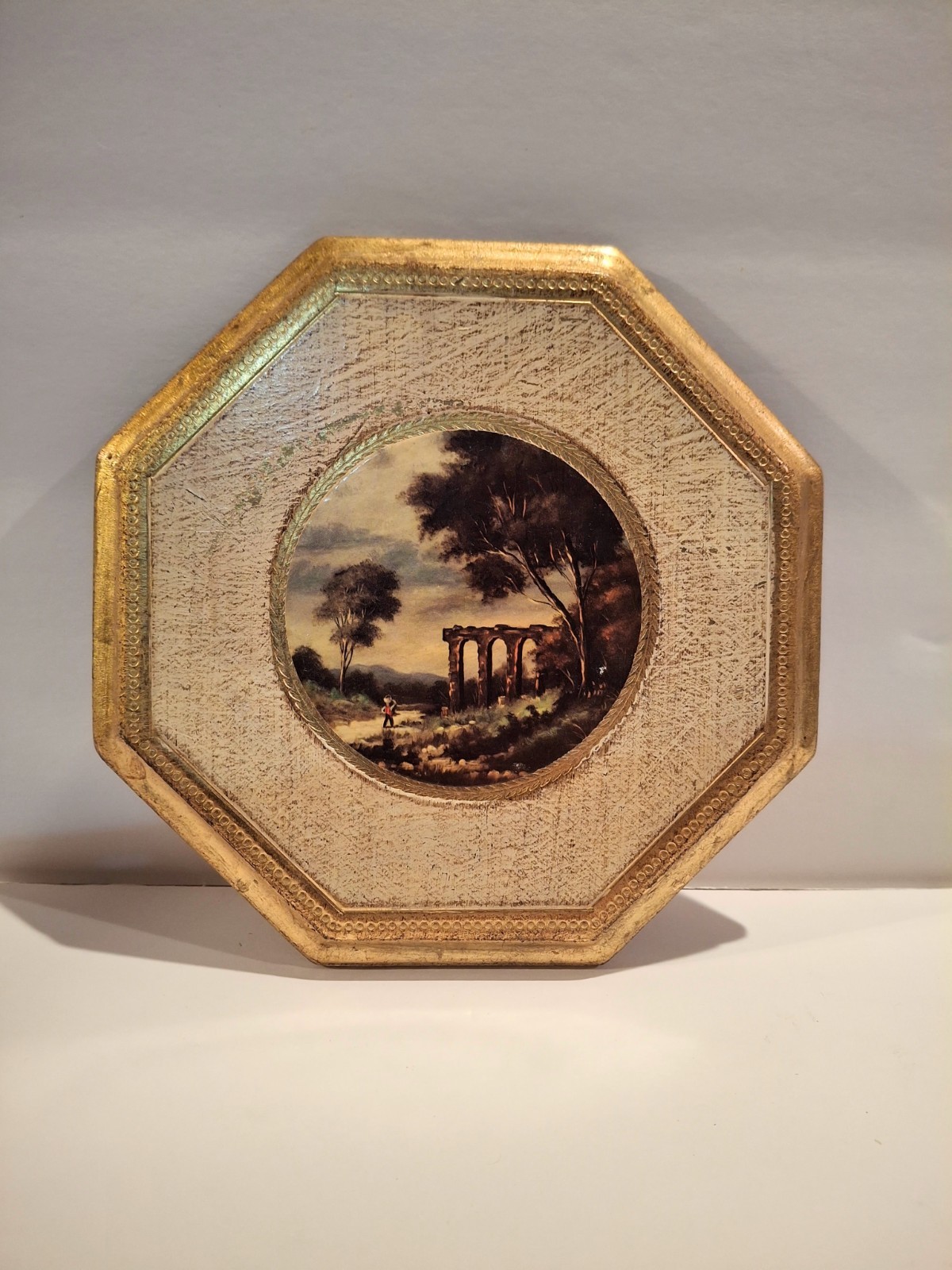 Victorian Florentine Gold Gilted Plaque Italian octagon wall art Vintage 8152/B