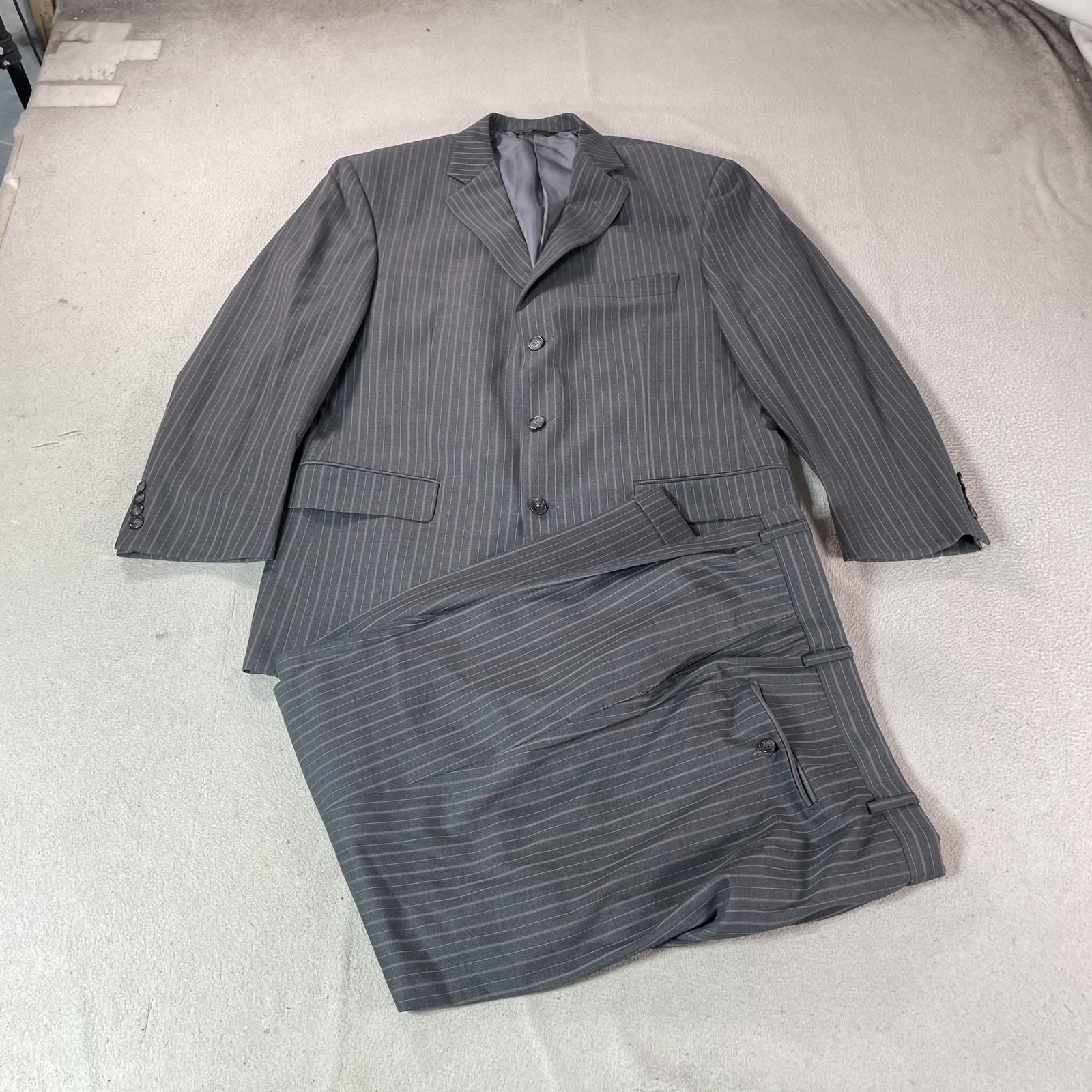 Tallia Uomo Suit Mens 46 Short Gray Pinstripe 2 Piece Wool 35x29 Pants Made USA