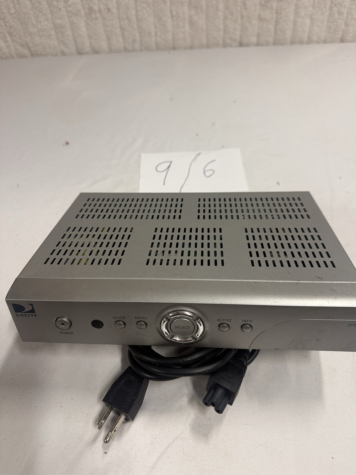 DIRECTV D11 Satellite Receiver Standard Definition Silver with Power Cord